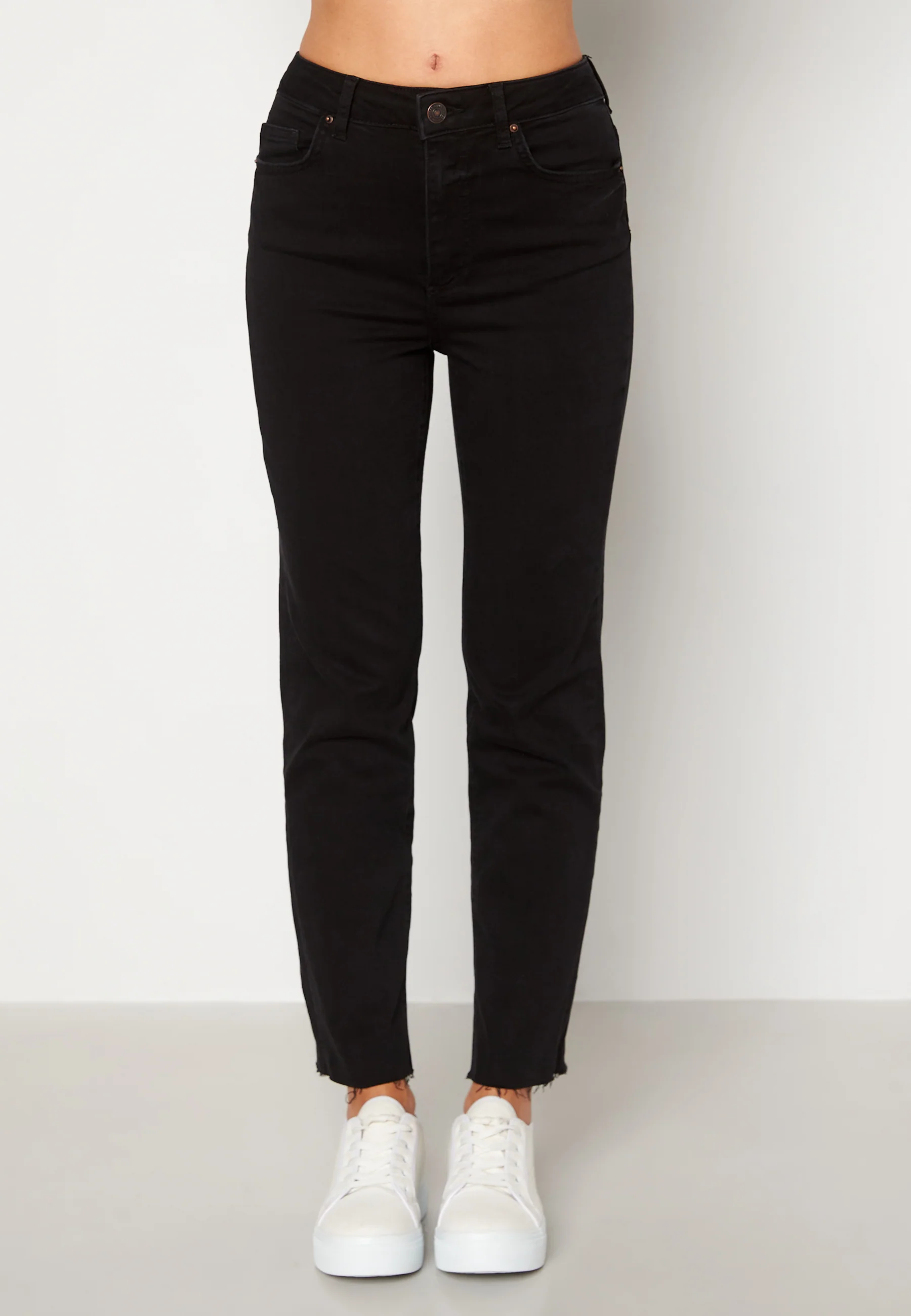 Delly Straight HW Jeans - Image 2