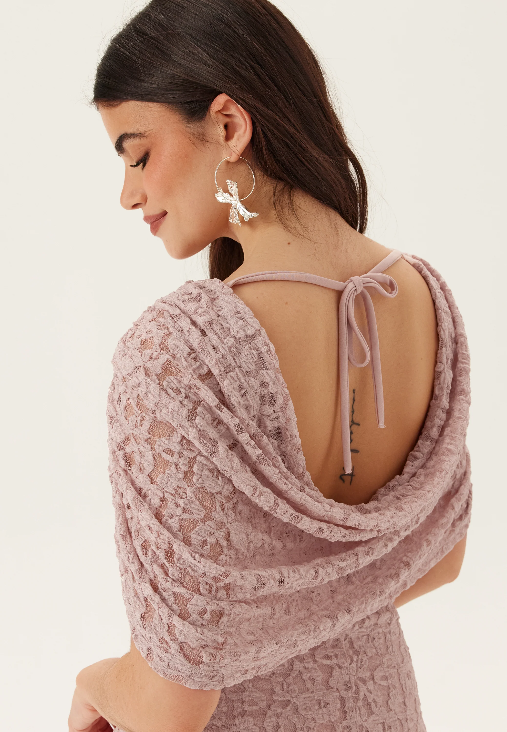 Drapy Cape Lace Dress - Image 3