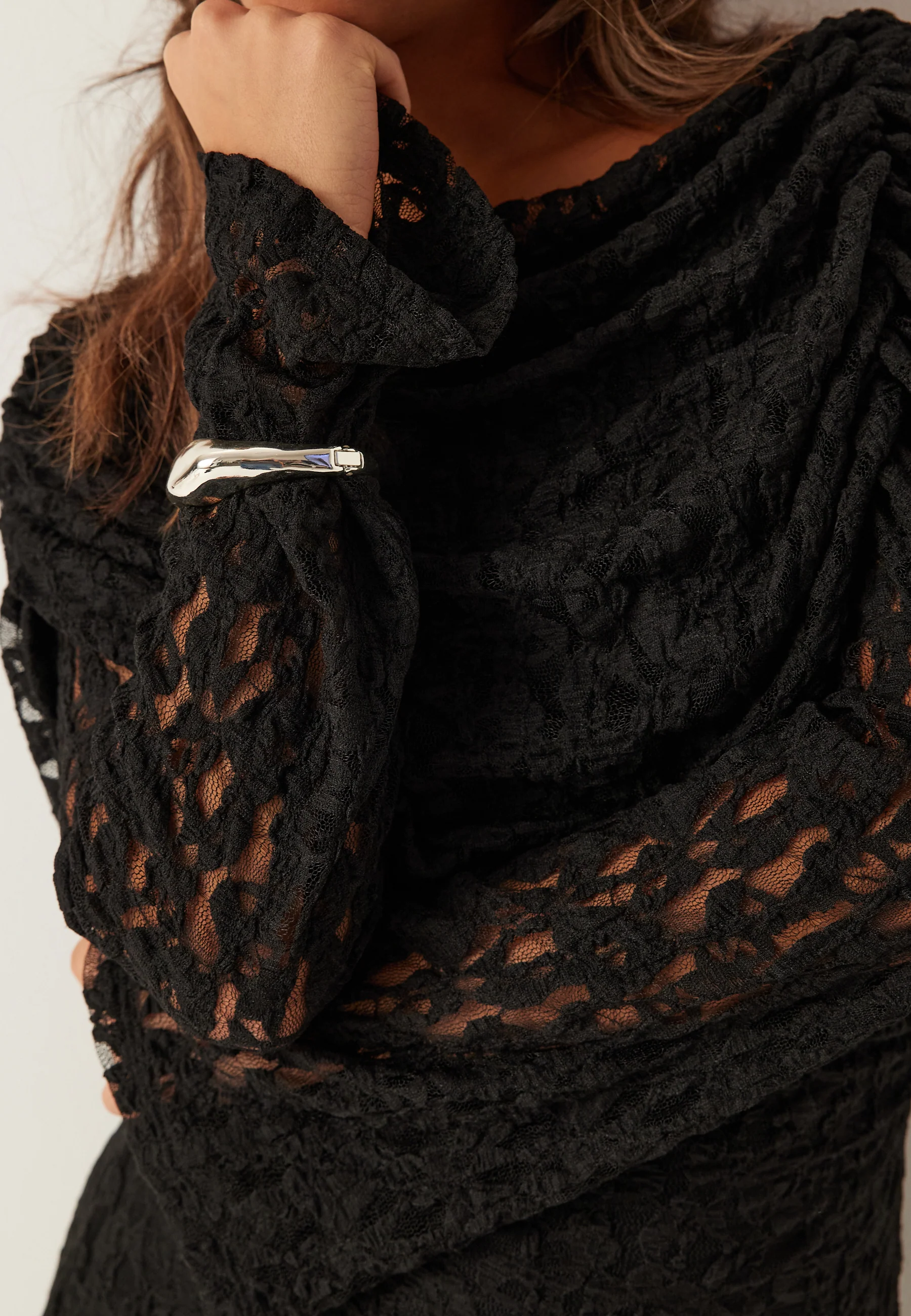 Drapy Lace Dress - Image 4