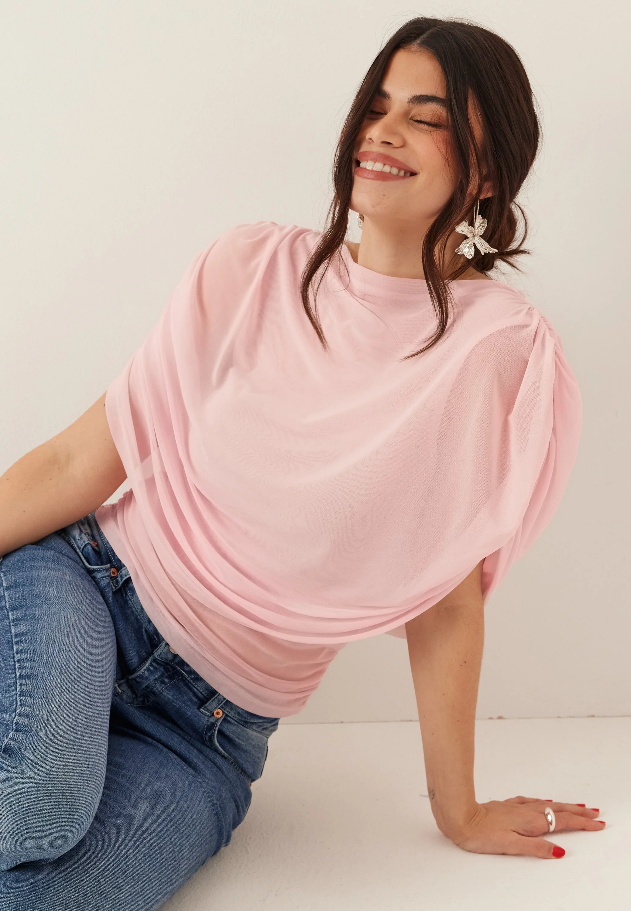 Drapy Mesh Cape Top