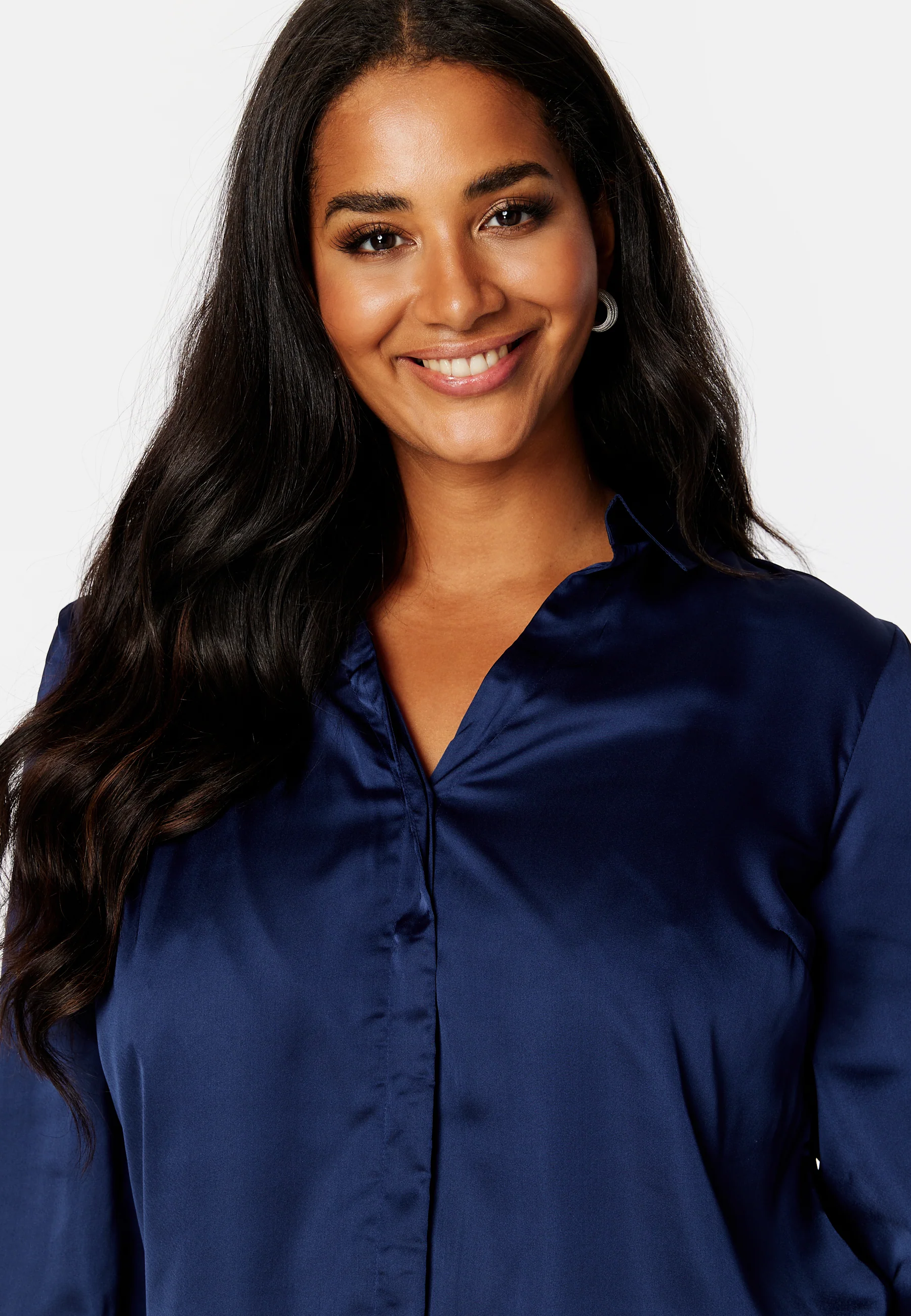 Elara satin shirt - Image 8