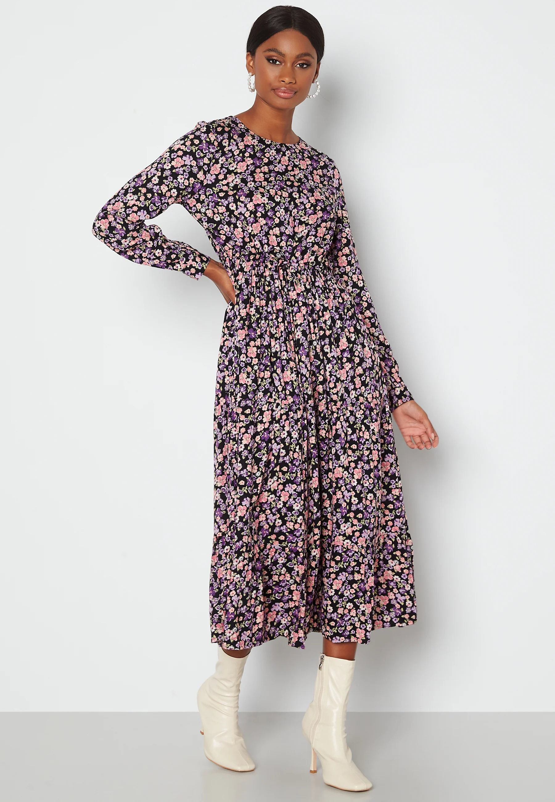 Ellia LS Midi Dress