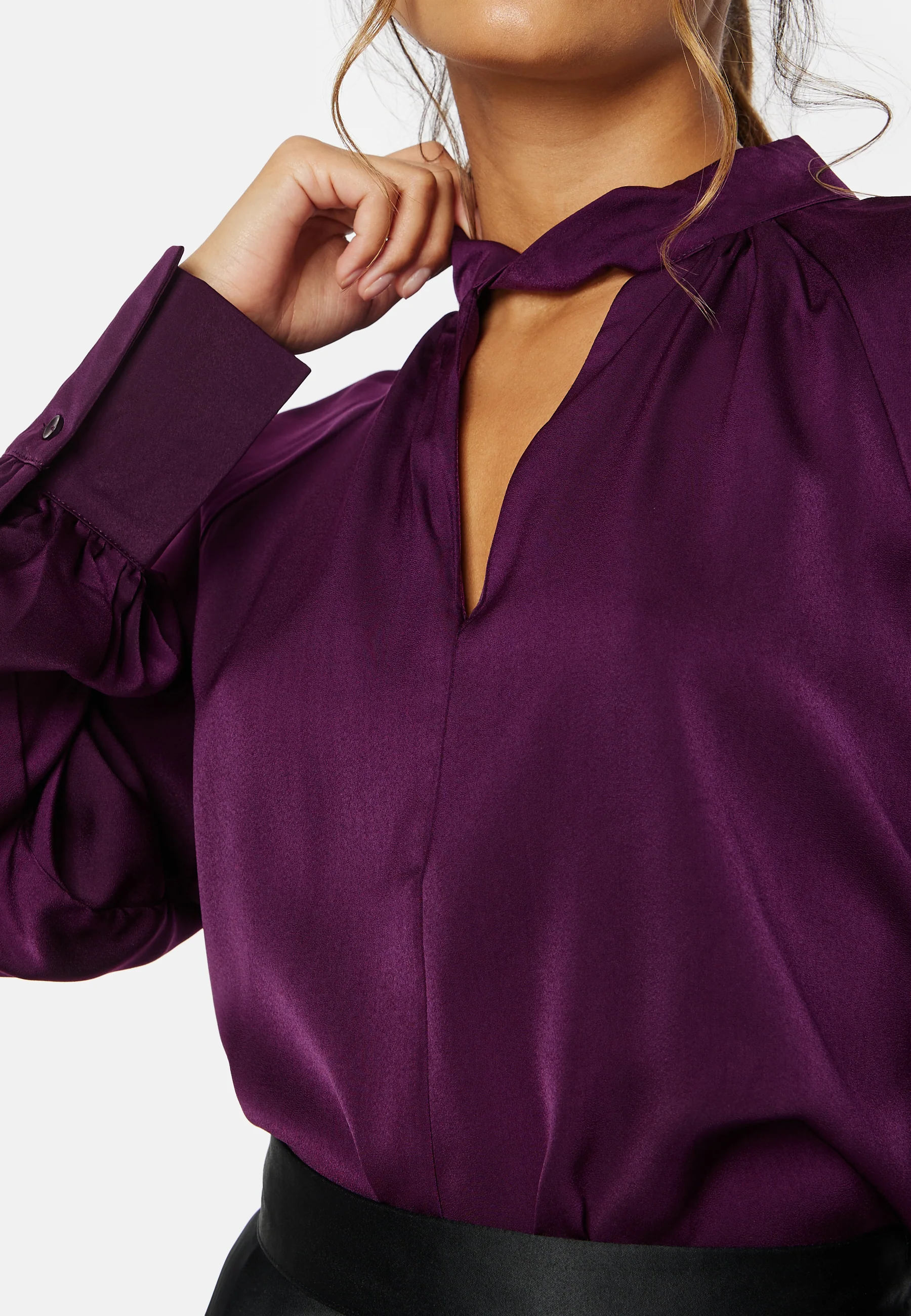 Elma Halterneck L/S Top - Image 4
