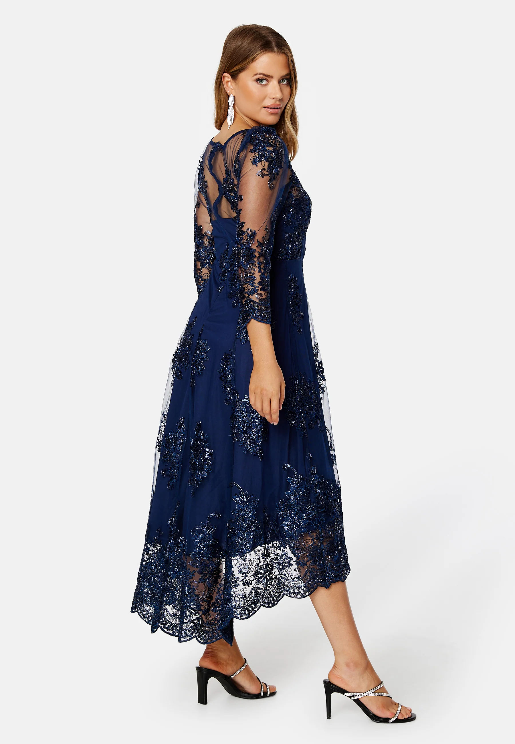 Embroidered Lace 3/4 Sleeve Midi Dress - Image 2
