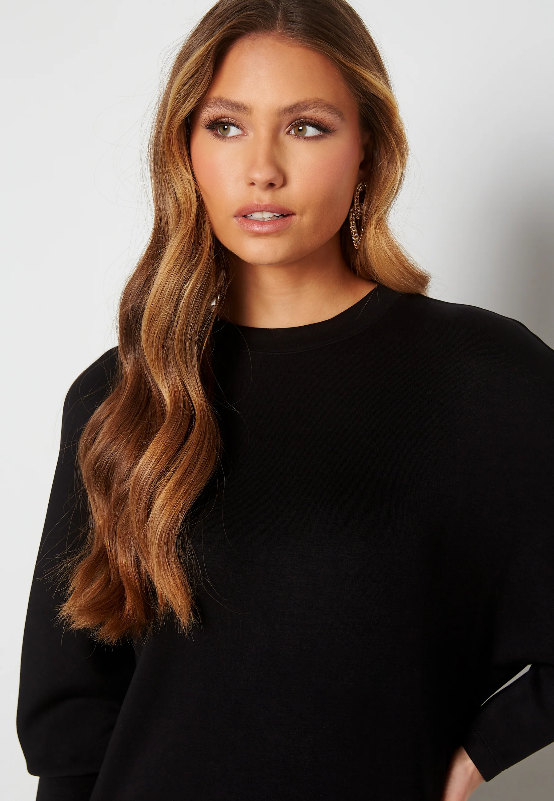 Emely Bat Sleeve Dress - Image 4