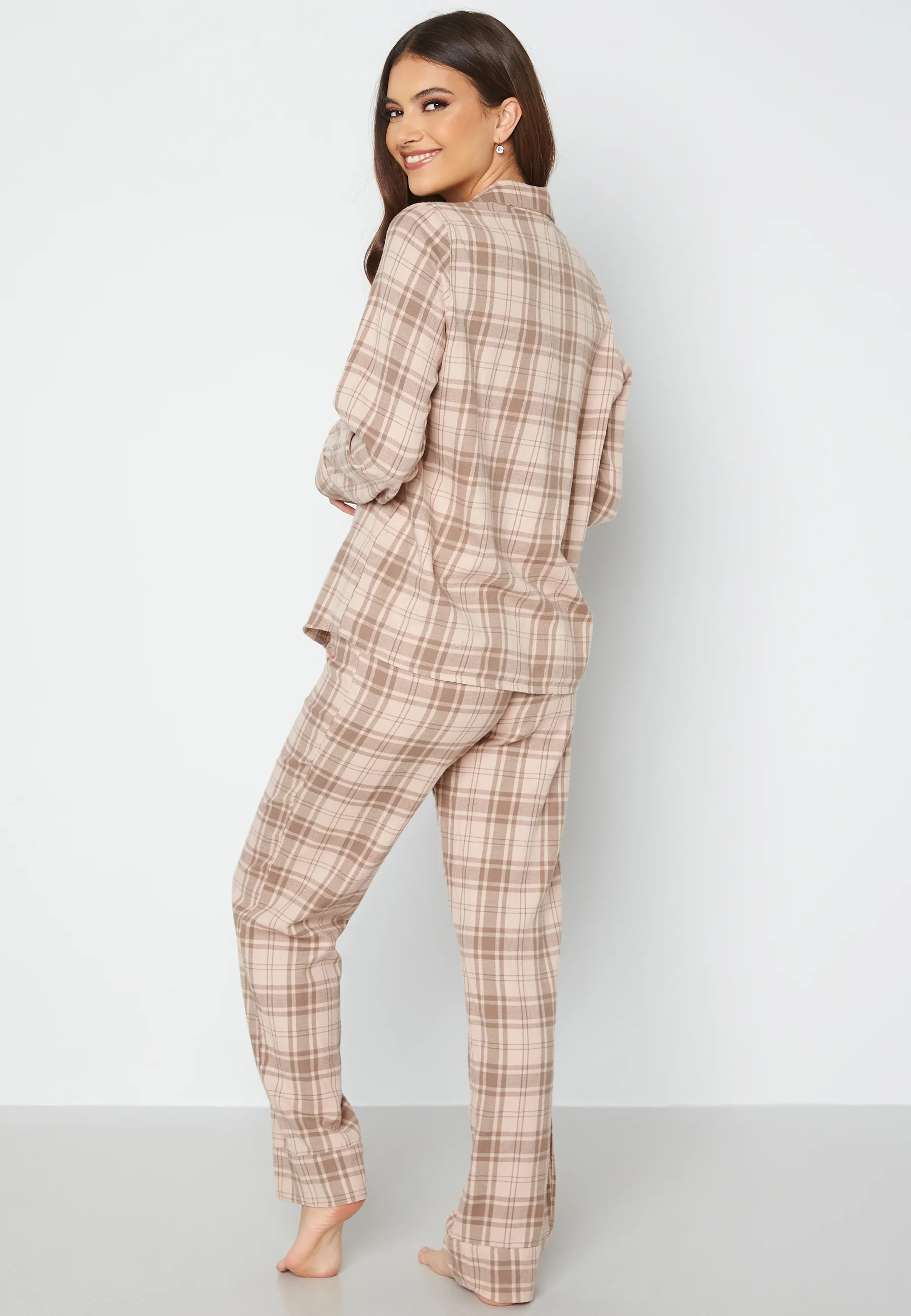 Era Pyjamas Set - Image 4