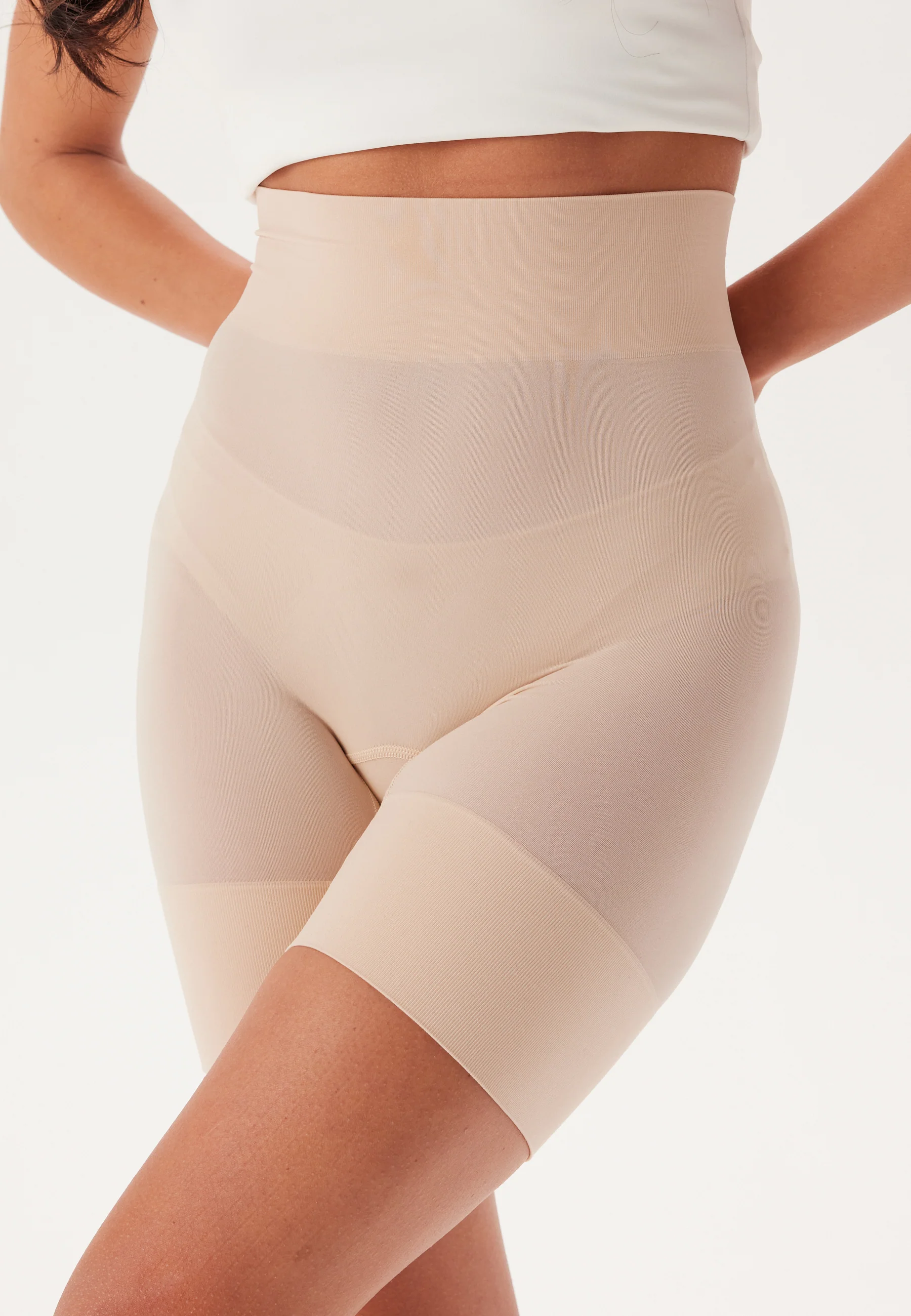 Essensual Mid Waisted Shorts