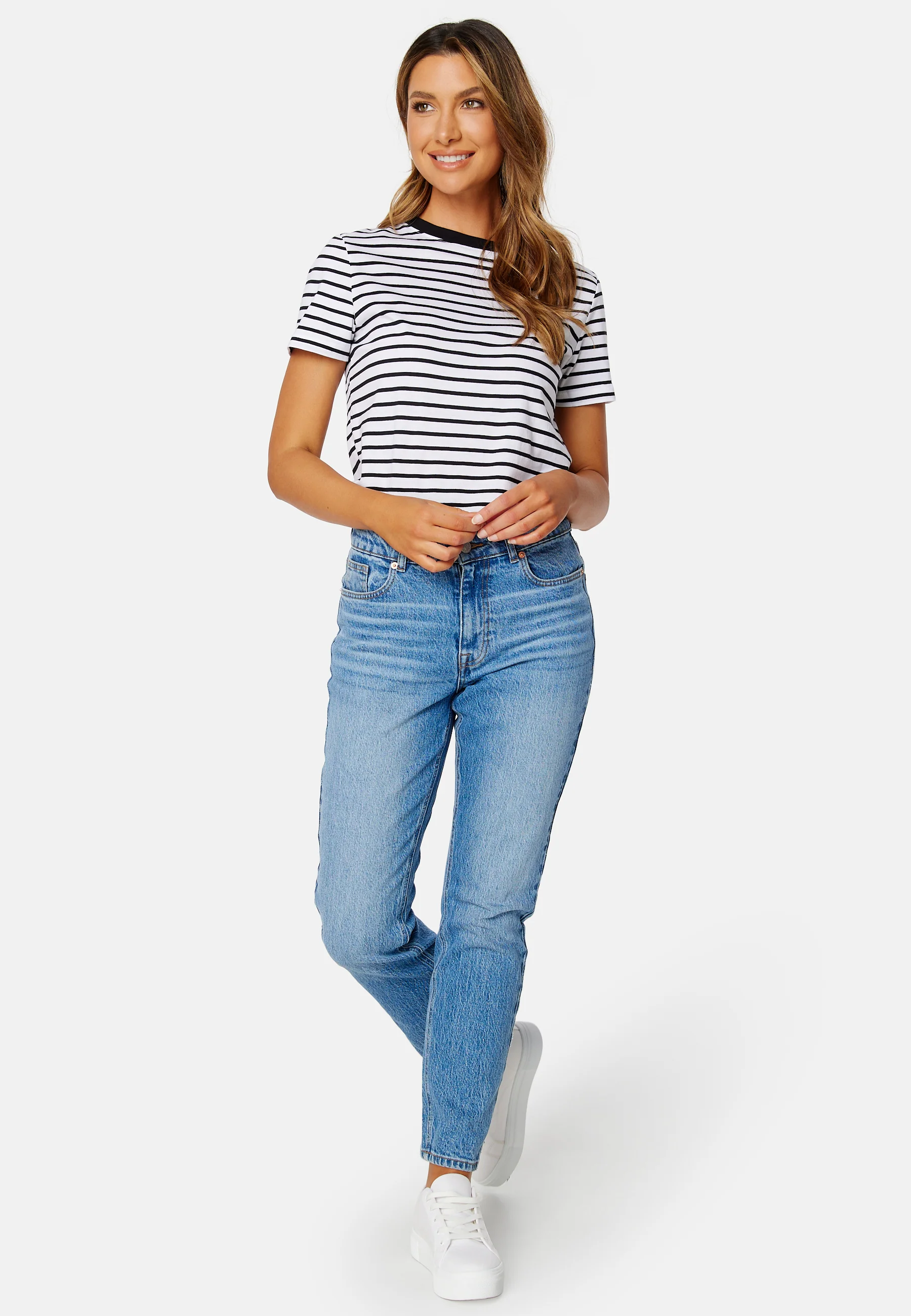 Essential SS Stripe O-Neck Tee - Image 2