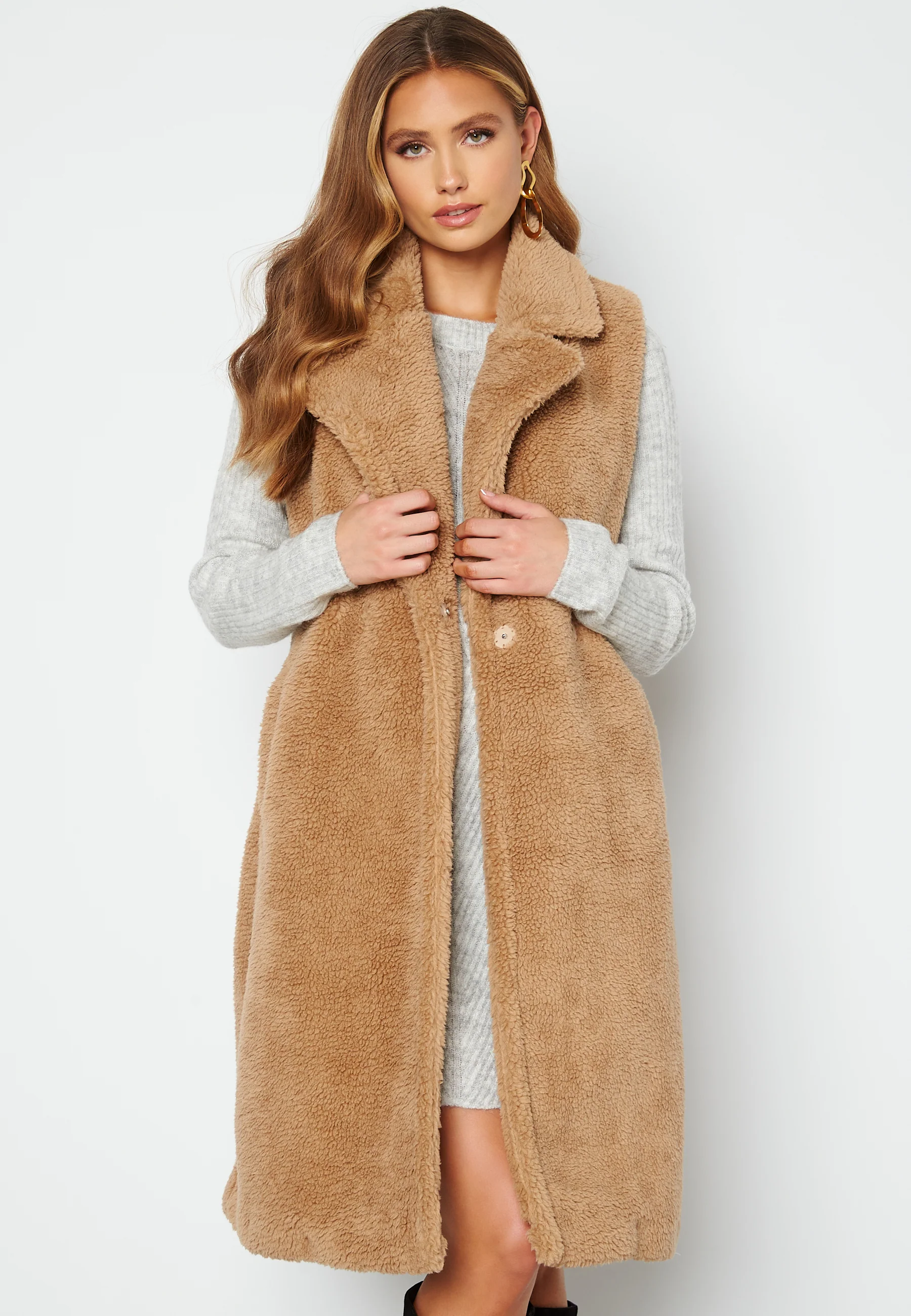 Evelin Teddy Waistcoat - Image 2