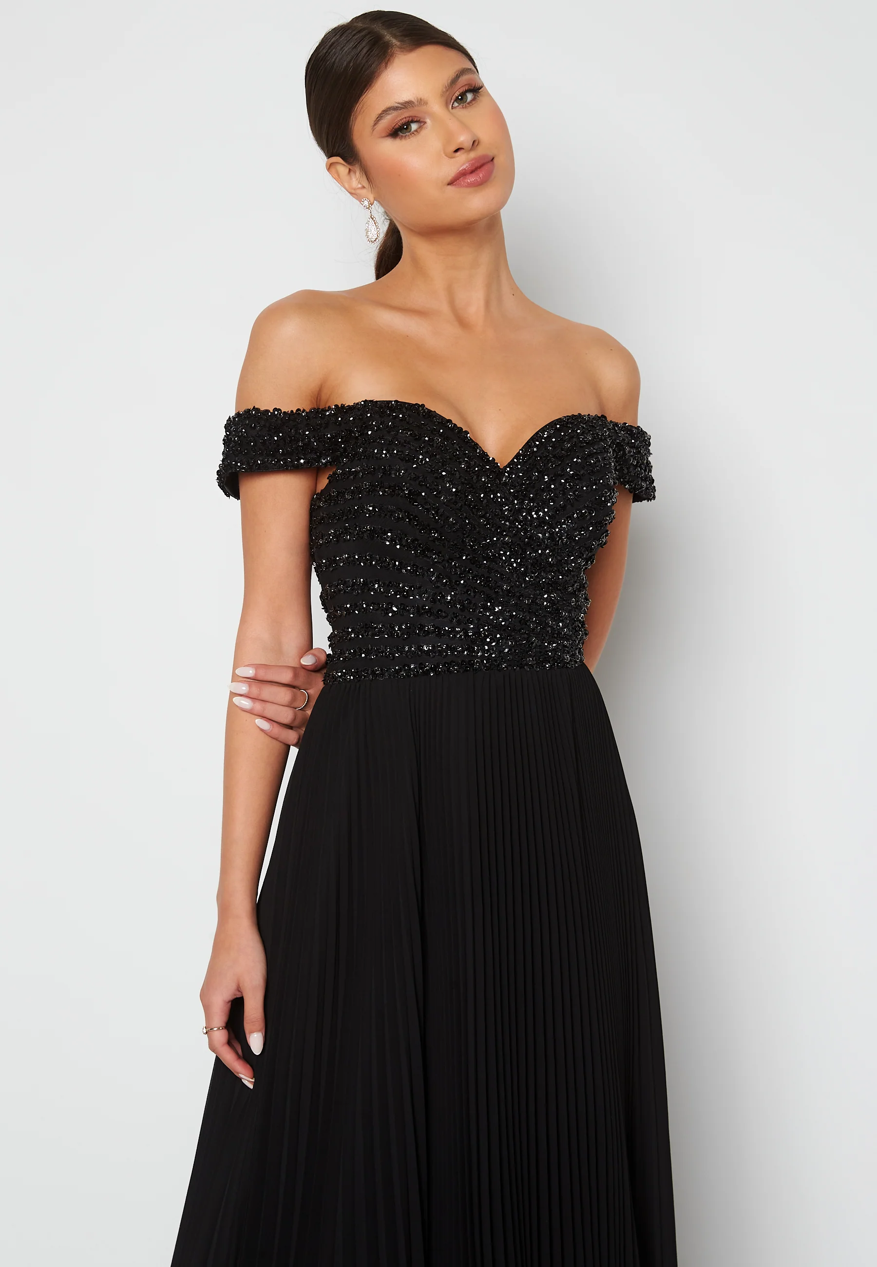 Evening Dress With Pleated Skirt - Image 3
