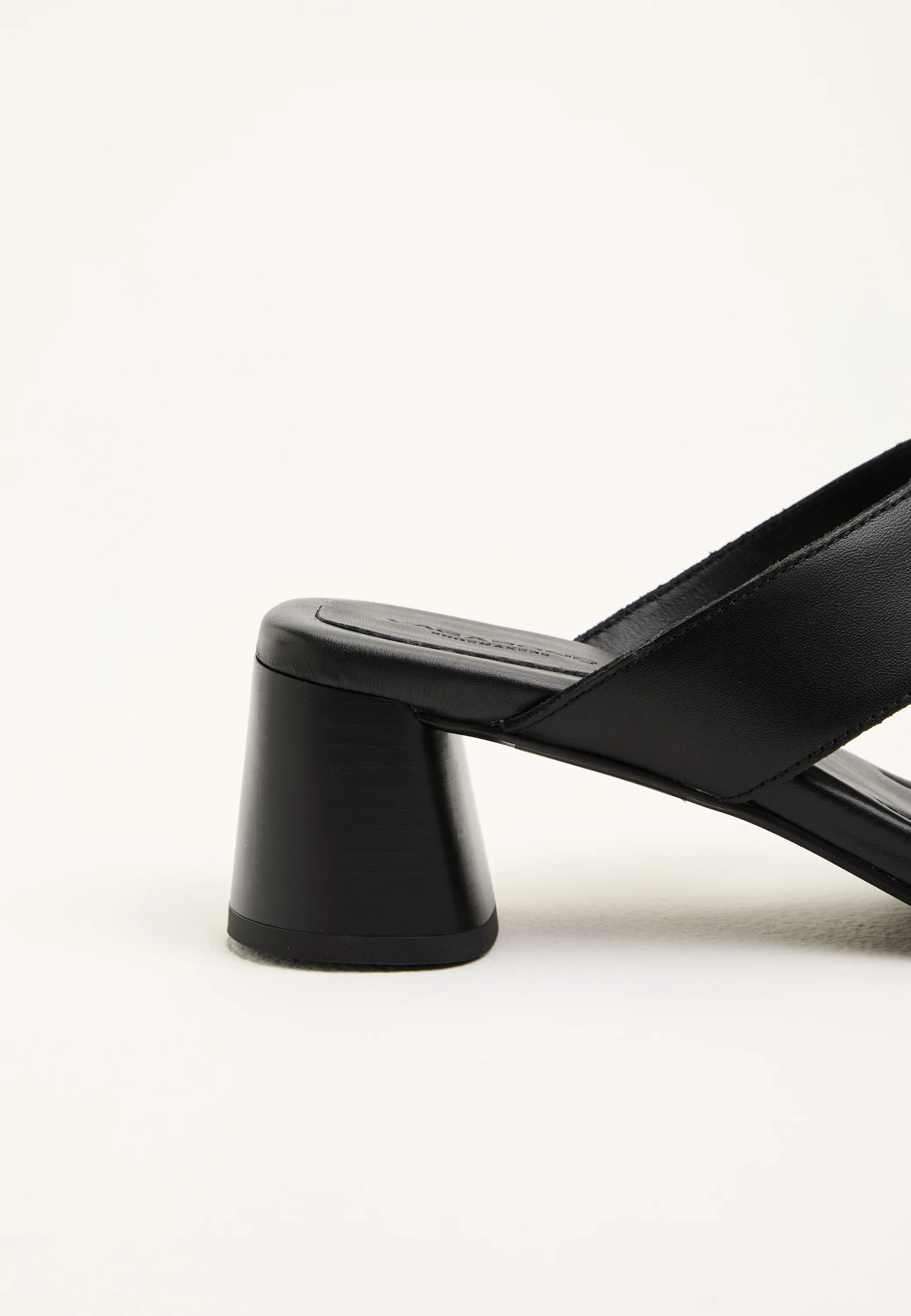 Evie Leather Sandal - Image 7