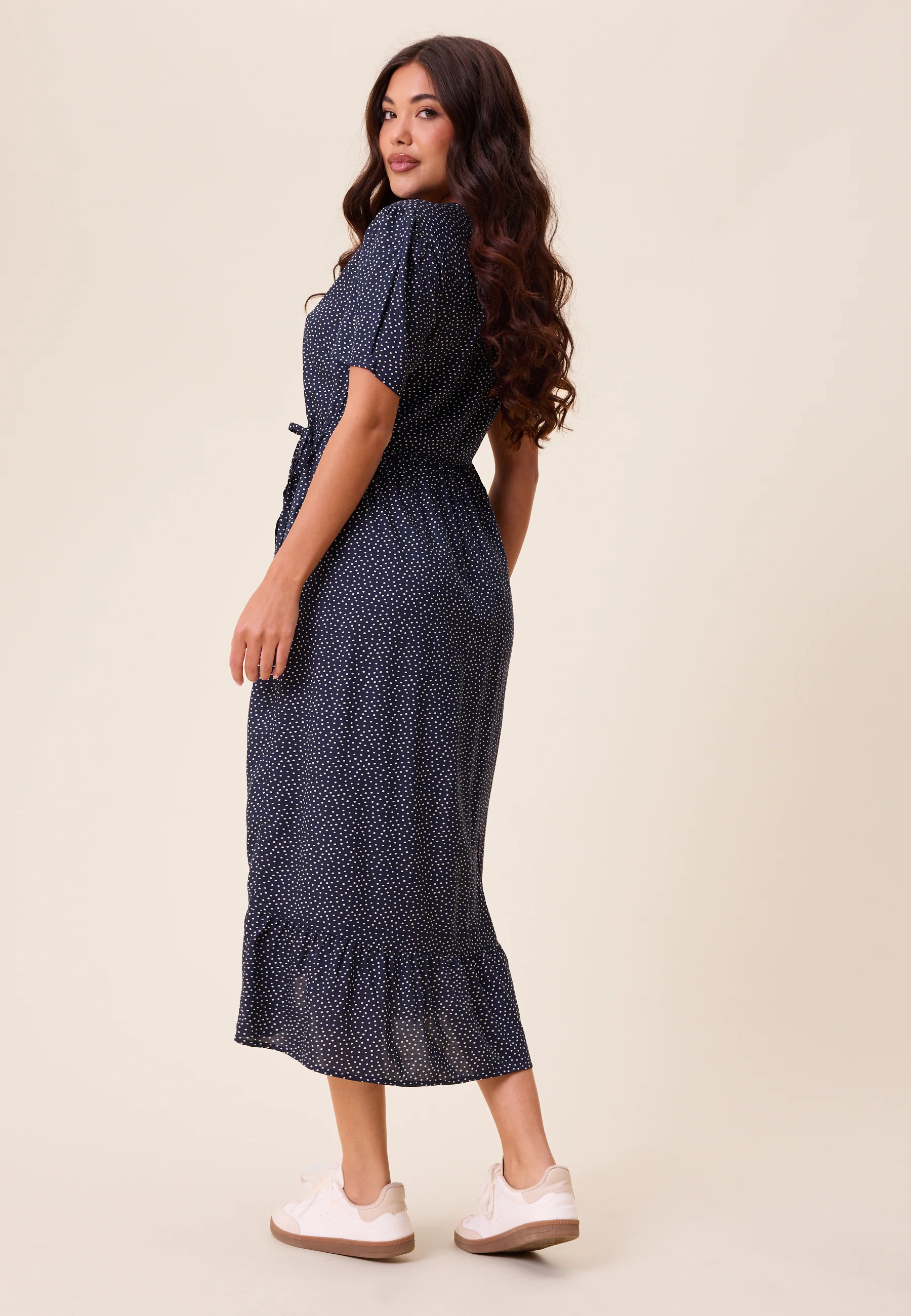 Evie Puff Sleeve Midi Wrap Dress - Image 2