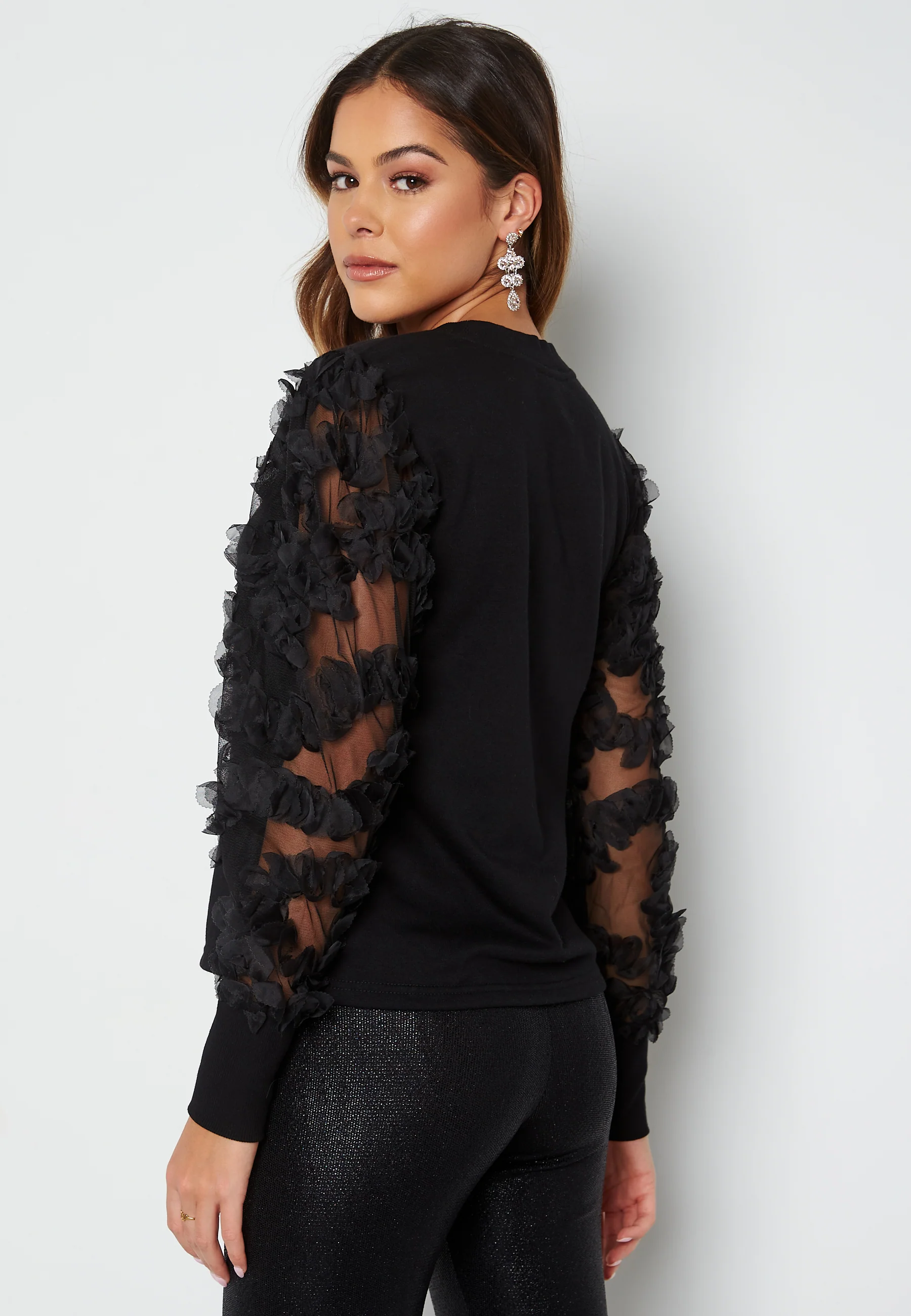 Fairview L/S Sweat - Image 3