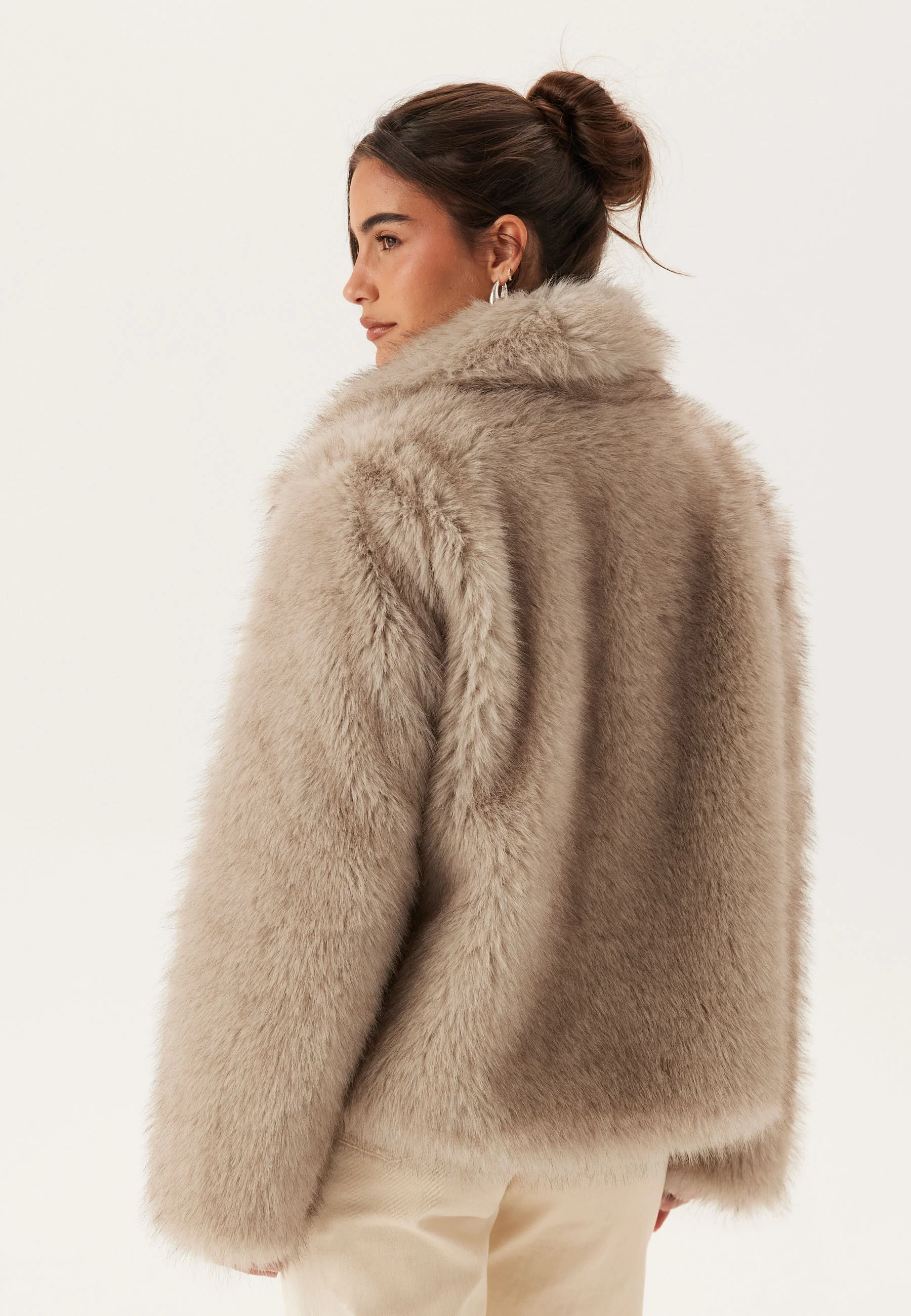 Faux Fur Jacket - Image 4