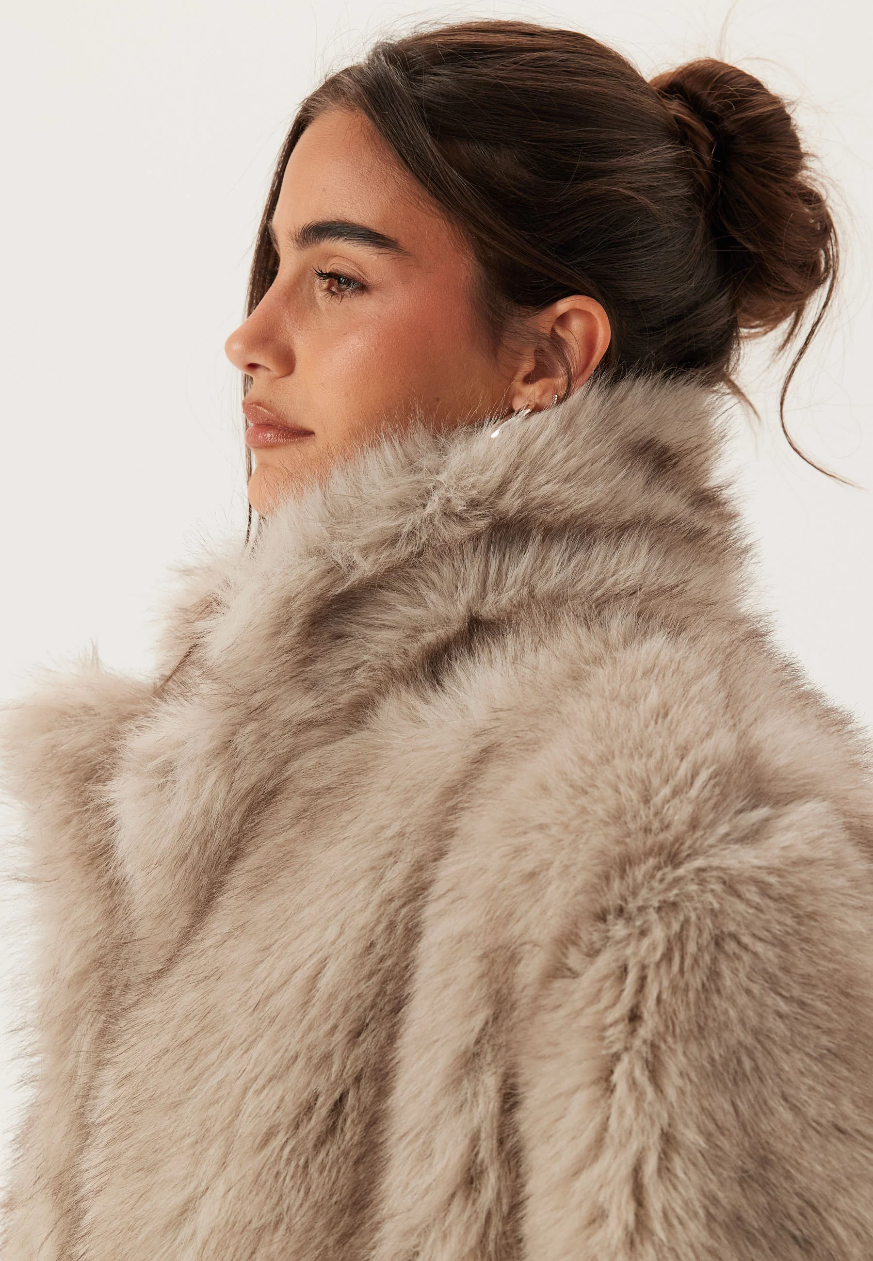 Faux Fur Jacket - Image 5
