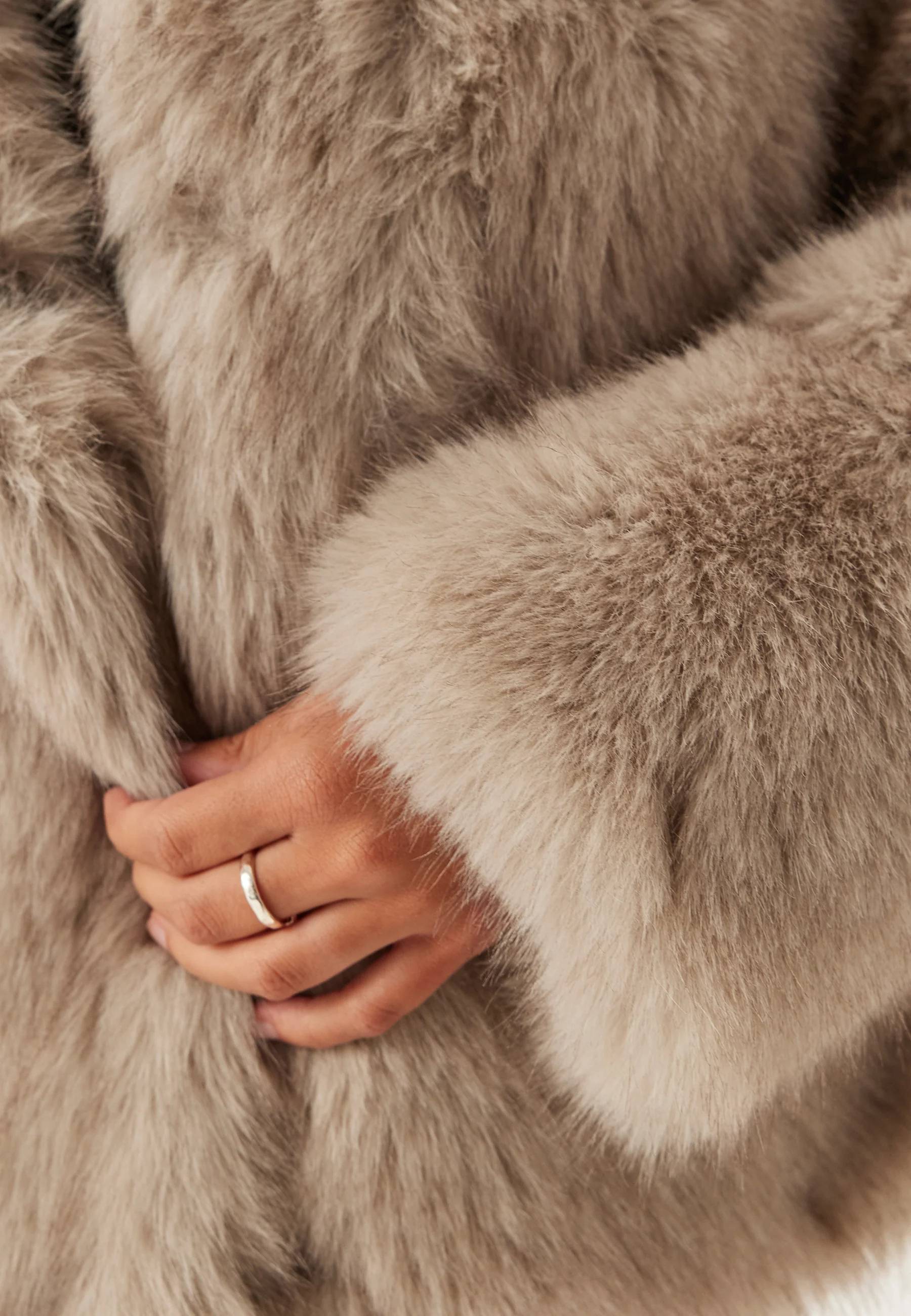Faux Fur Jacket - Image 7