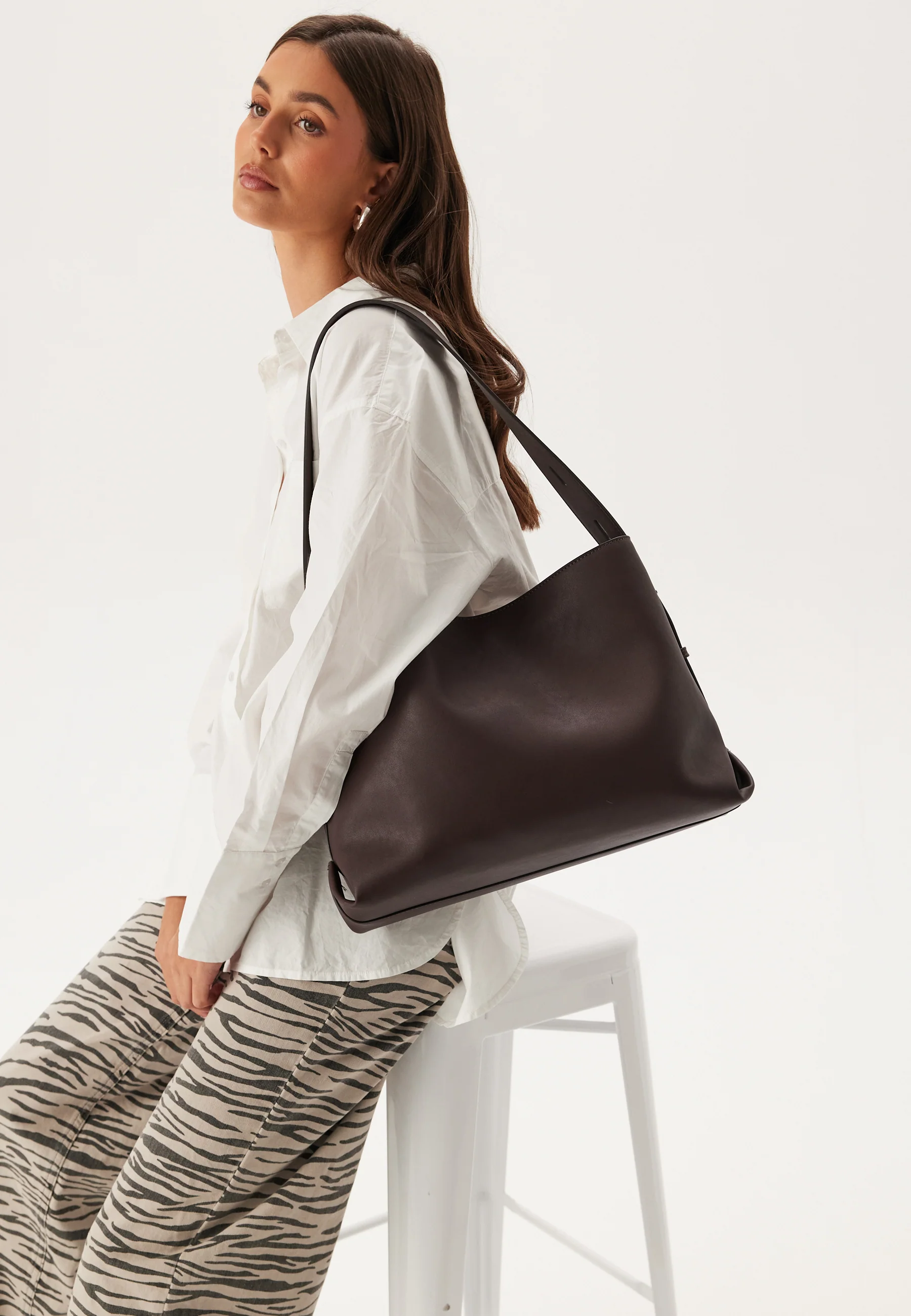 Faux Leather Tote Bag - Image 3