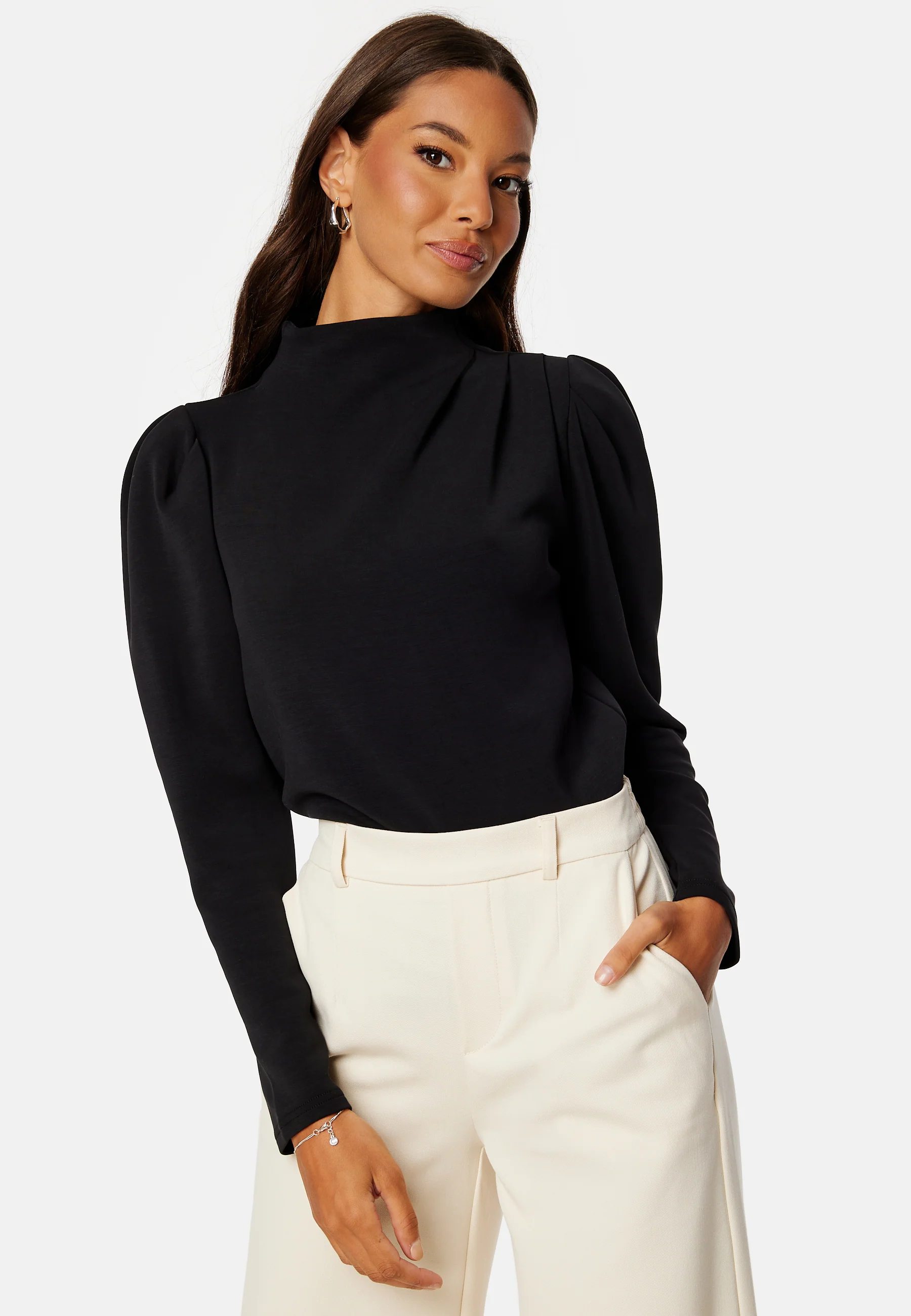 Fenja LS T-Neck Top