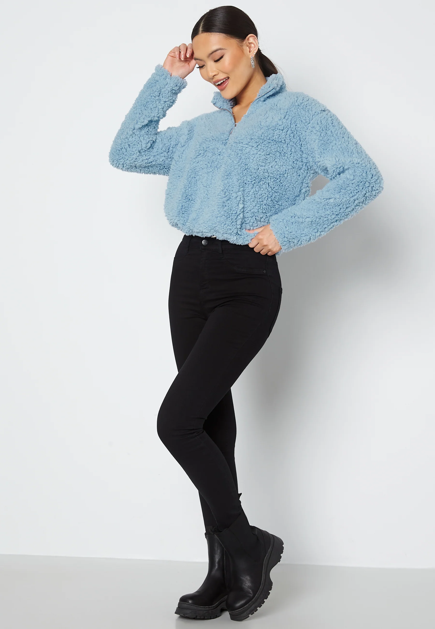 Ferna LS Cropped Teddy Sweat - Image 3