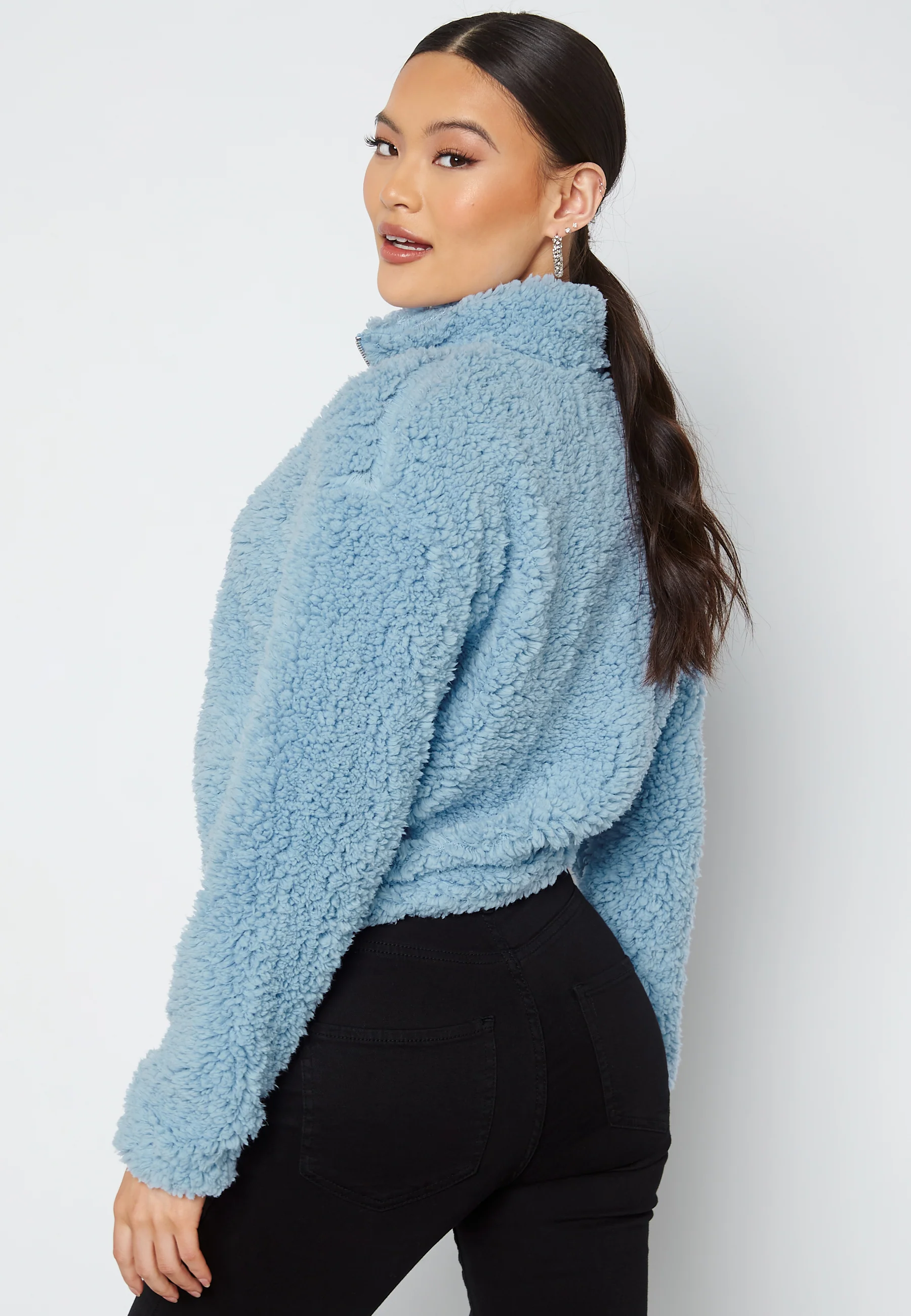 Ferna LS Cropped Teddy Sweat - Image 4
