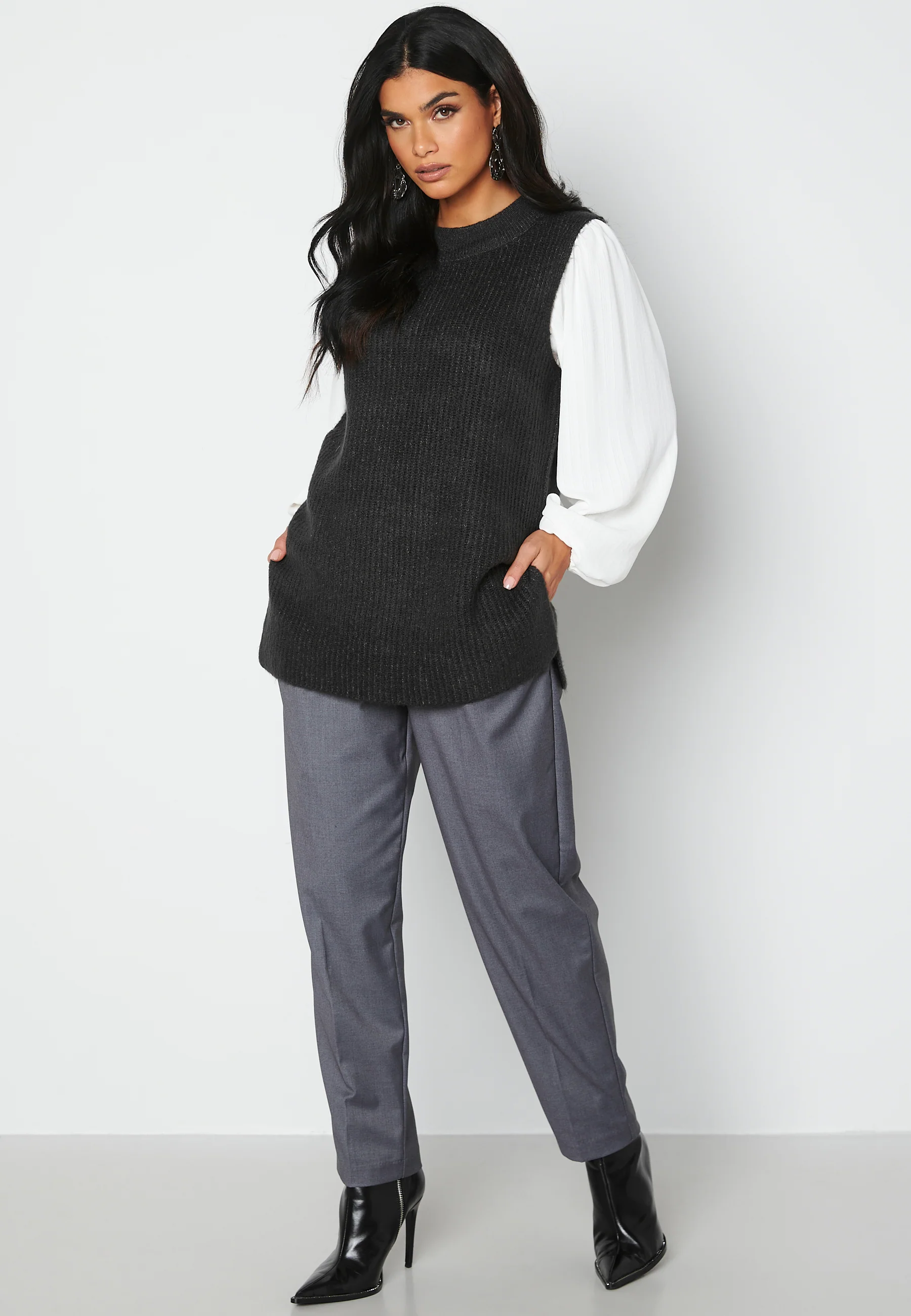 Filene LS Long O-Neck Vest - Image 3