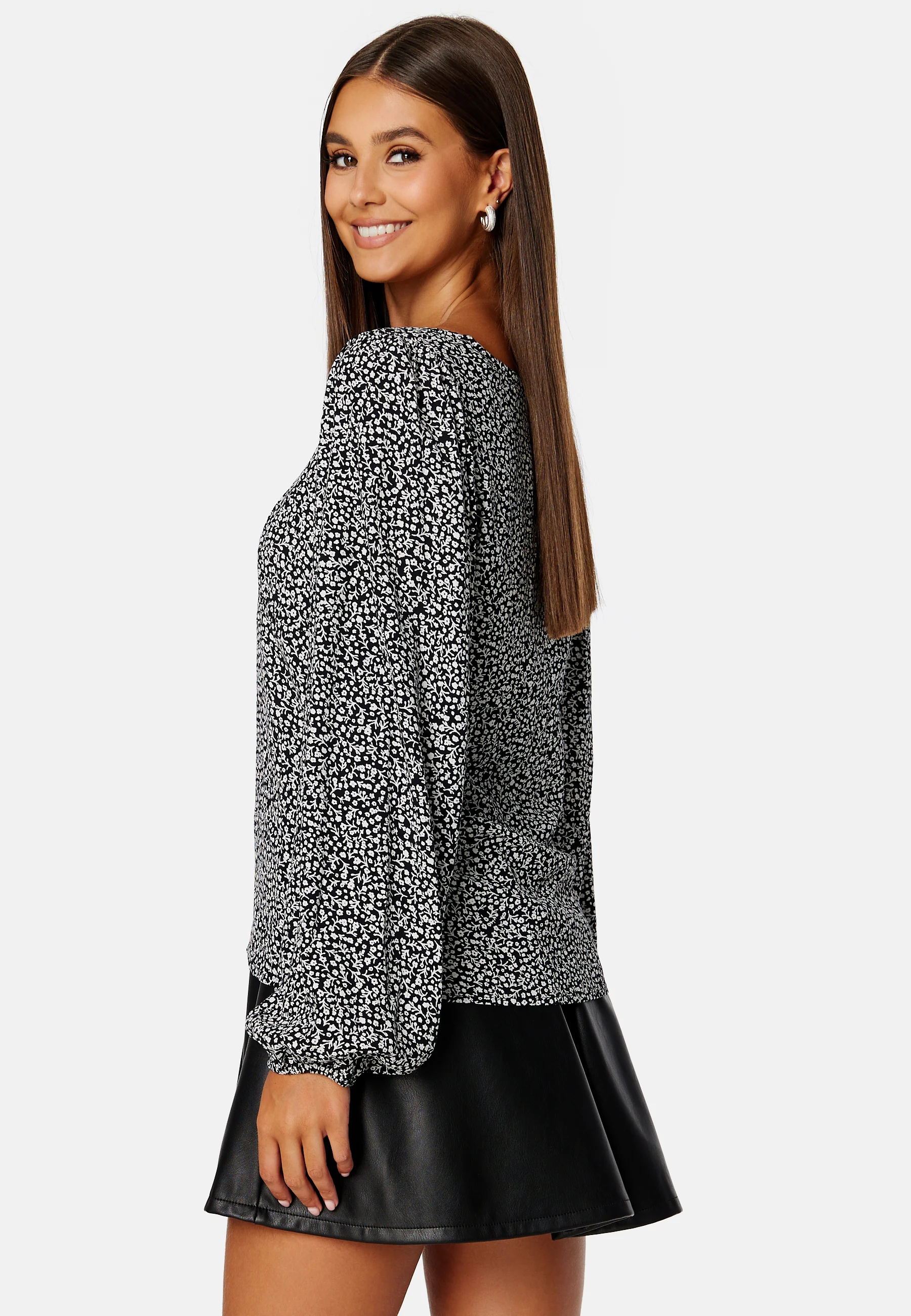 Fini V-Neck L/S Top/SU - Image 3