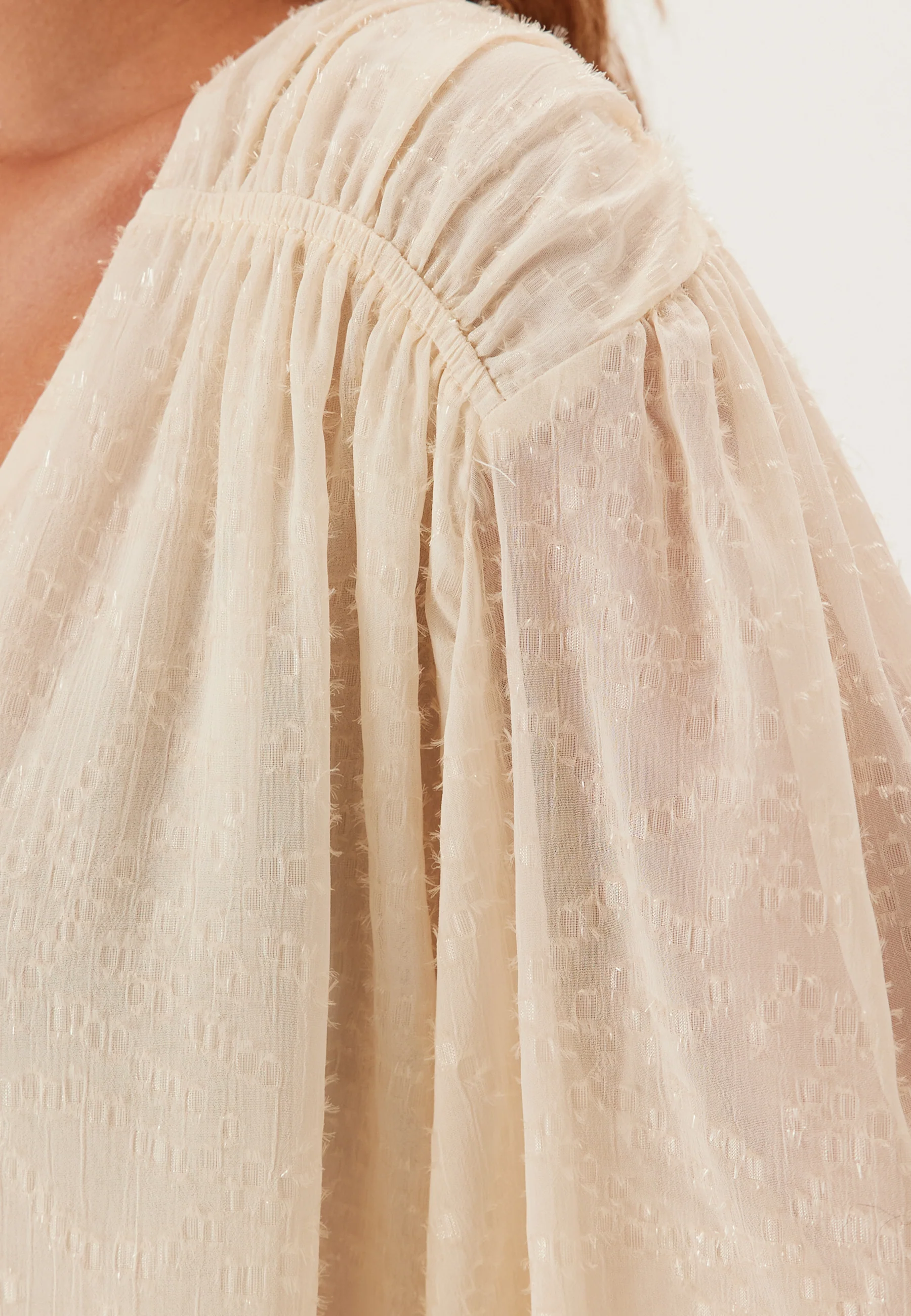 Flowy Chiffon Blouse - Image 10