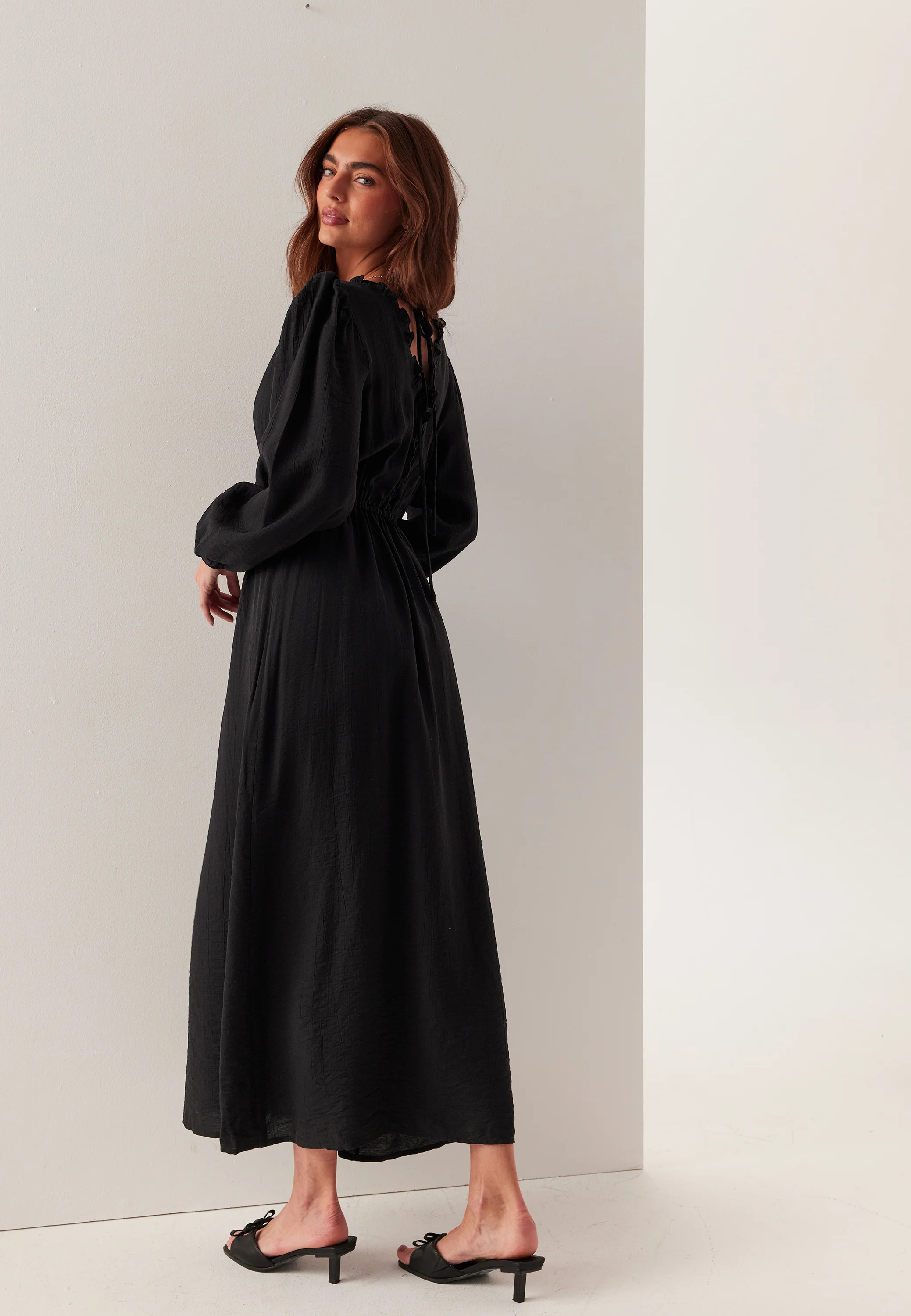 Flowy Maxi Dress - Image 2