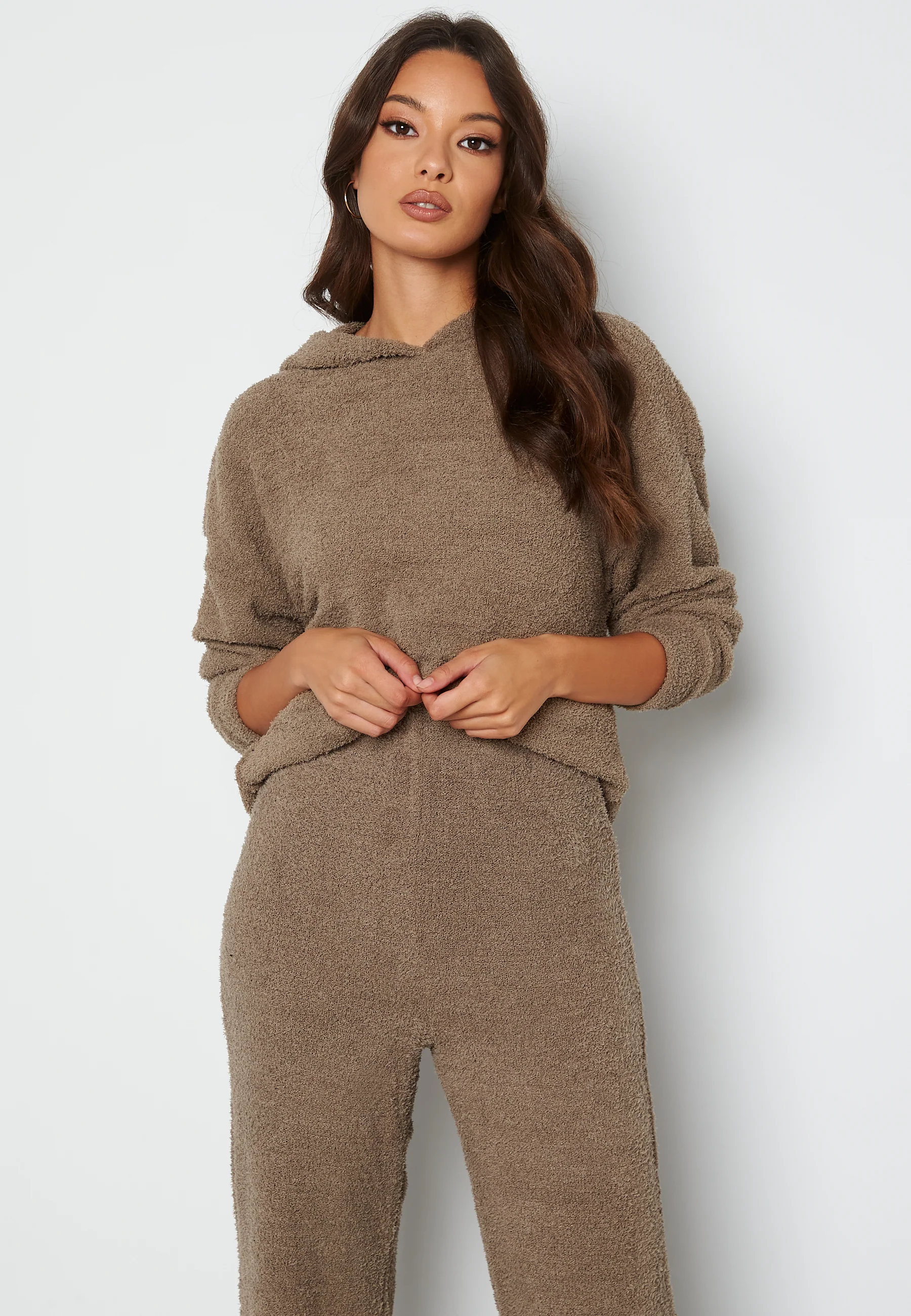 Fluffy L/S Hood Top