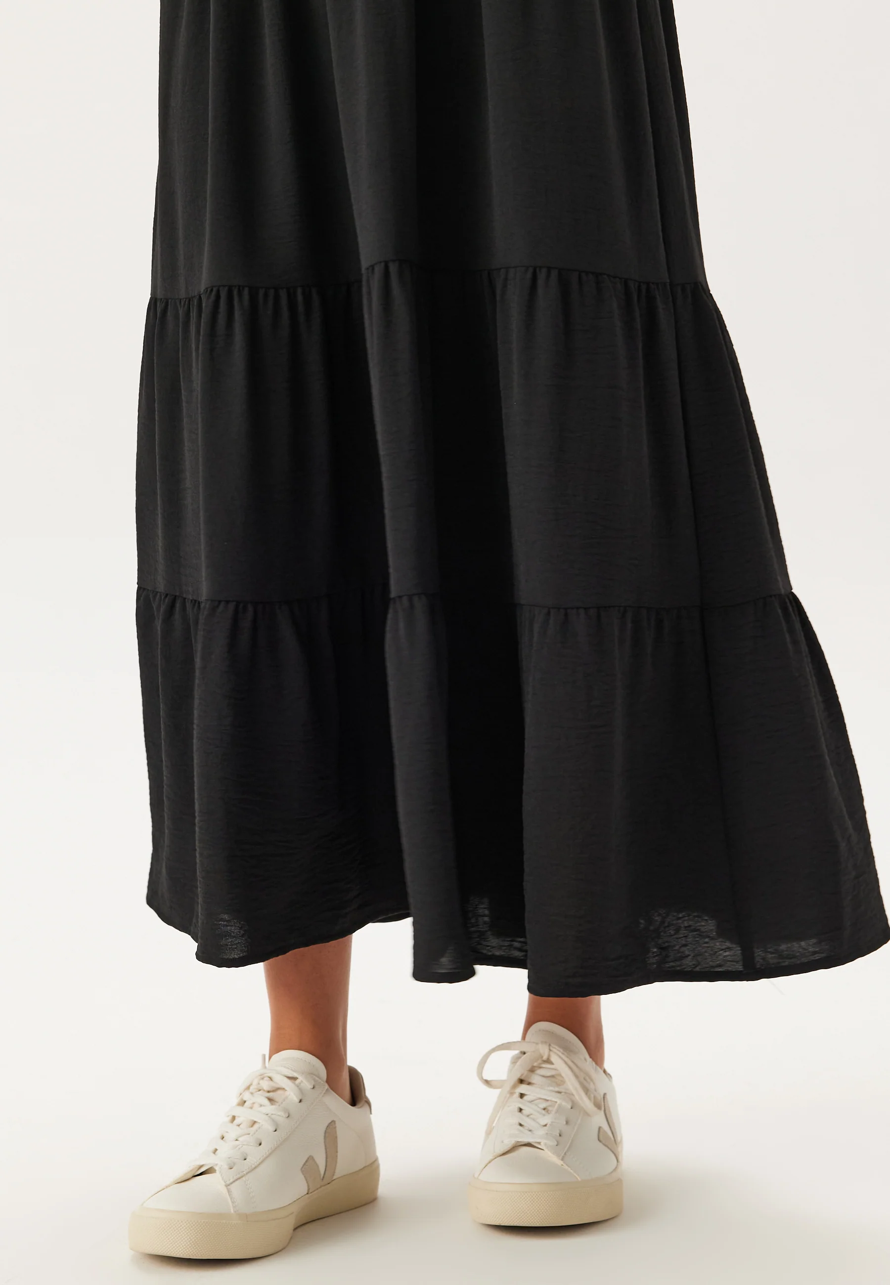 Frill Neck Tiered Maxi Dress - Image 3