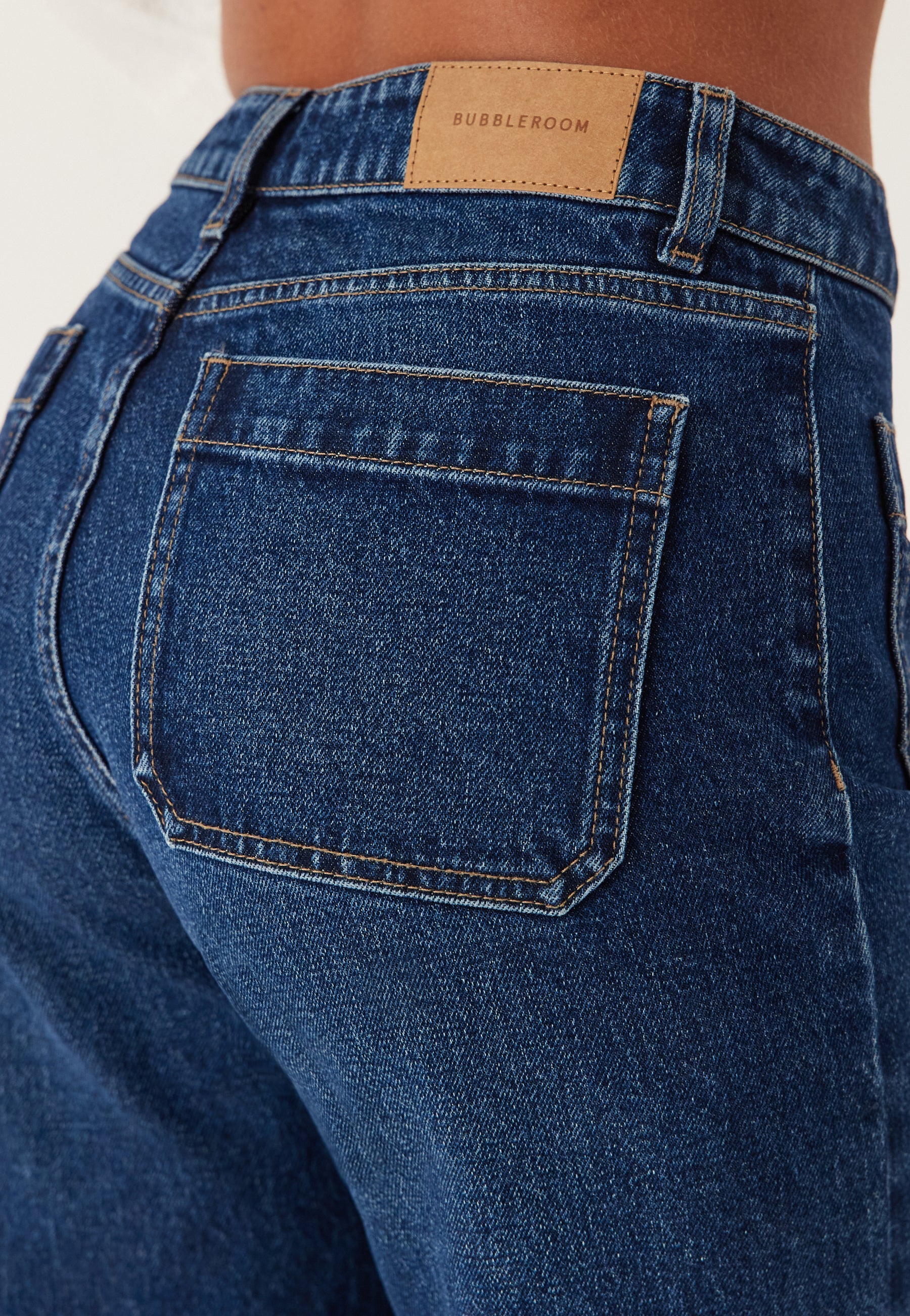 Front Pocket Jeans - Image 5