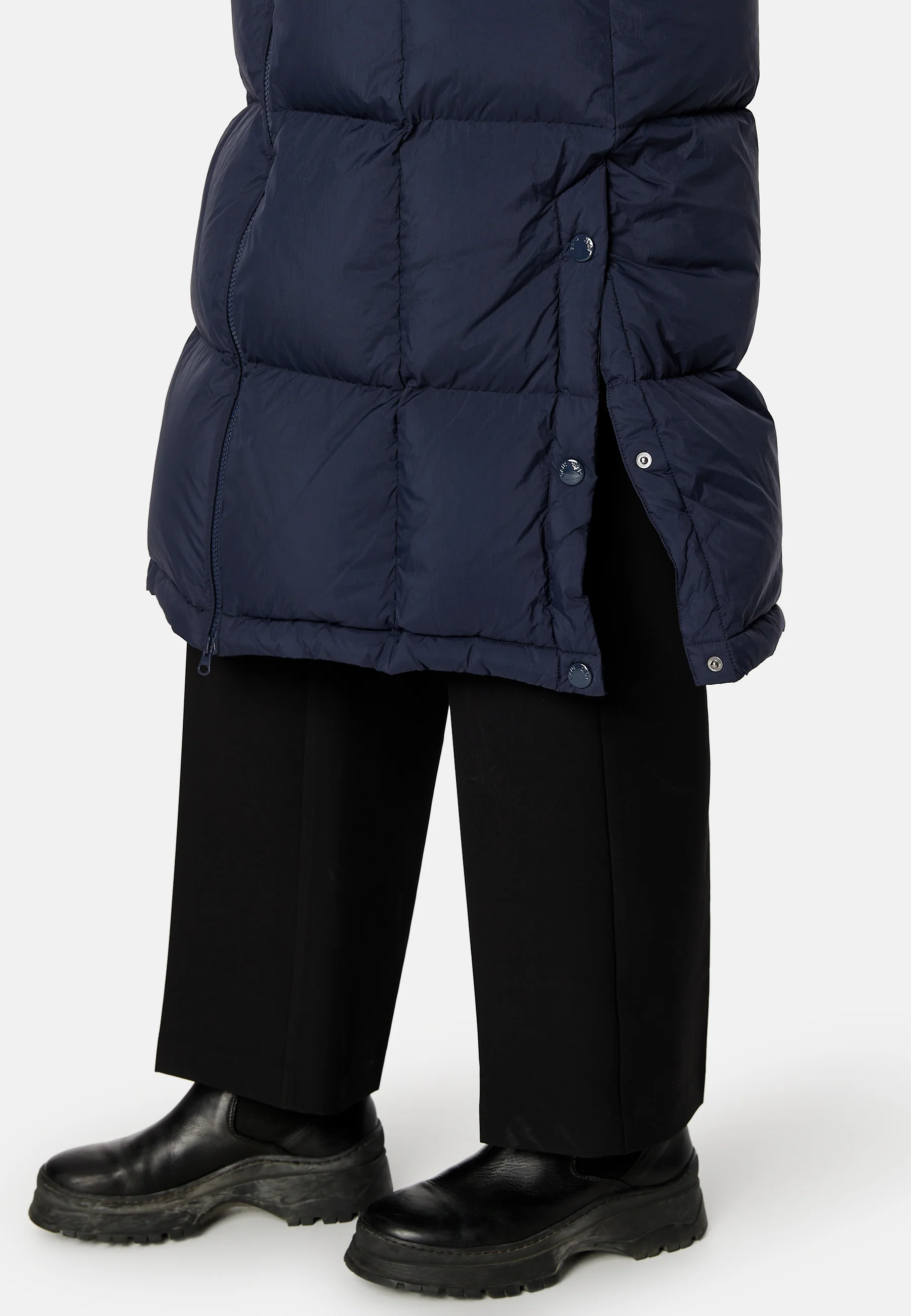 Full Lenght Down Coat - Image 6