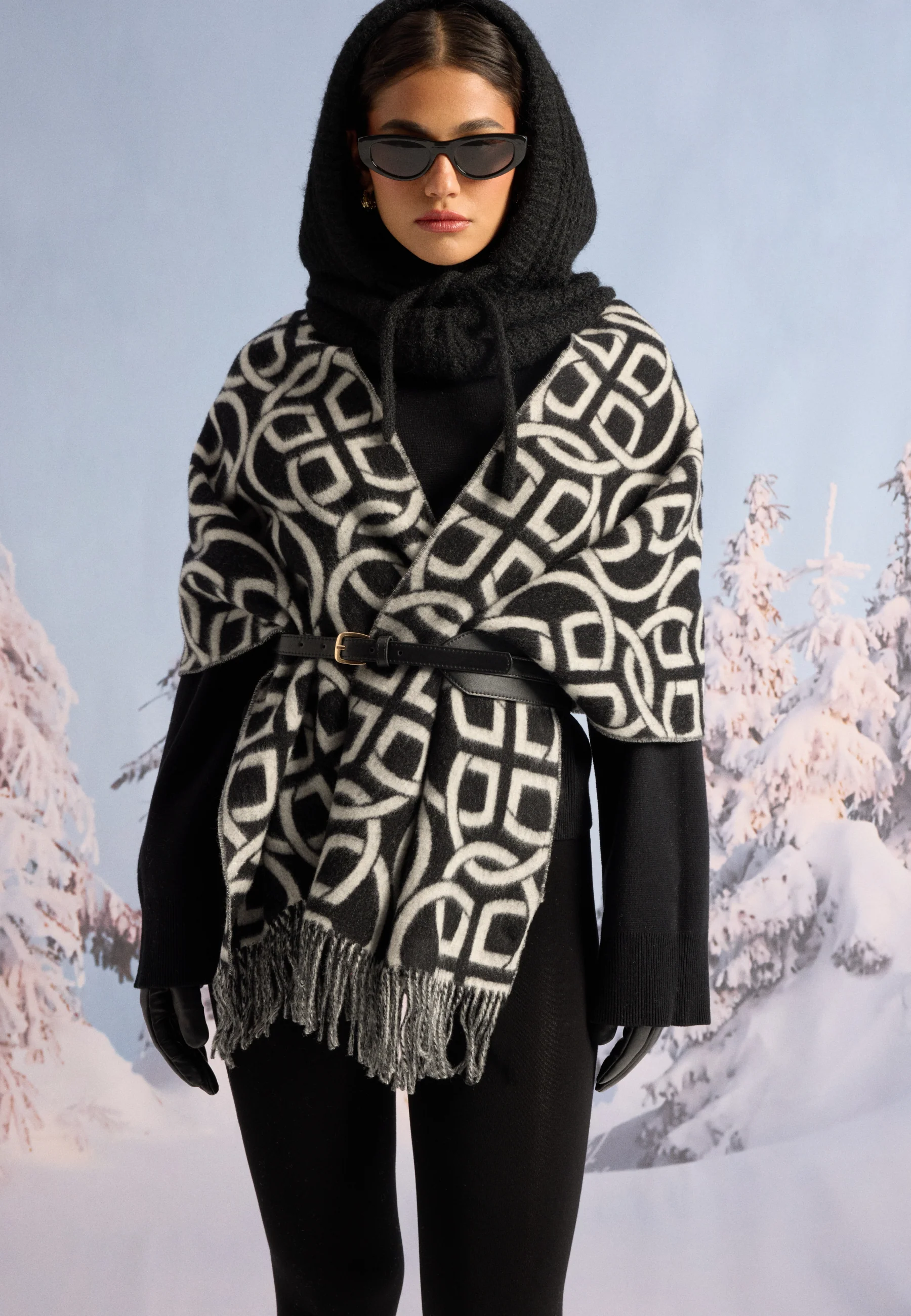 G Pattern Wool Scarf