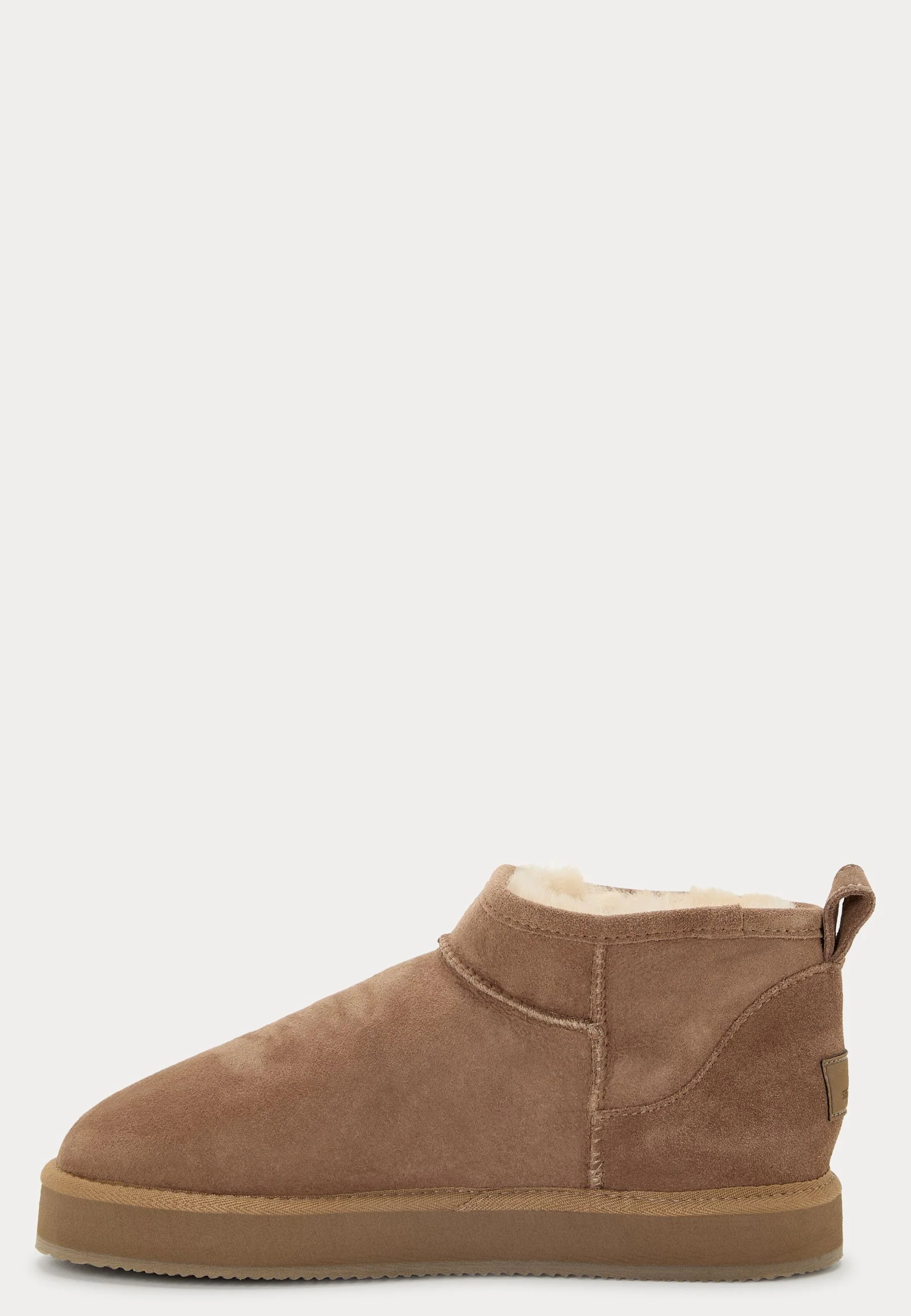 Glasgow Sheepskin Boots - Image 3