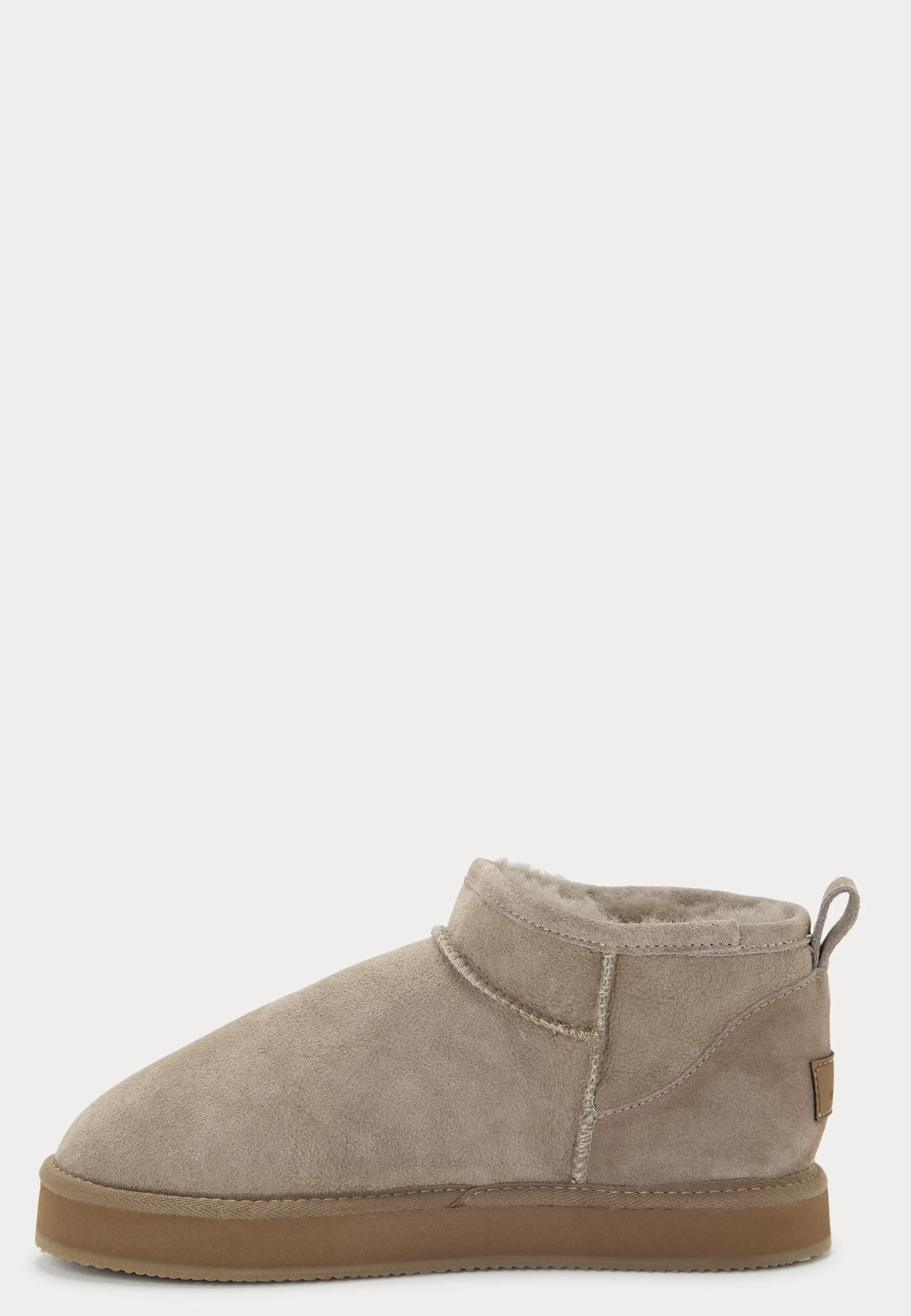 Glasgow Sheepskin Boots - Image 3