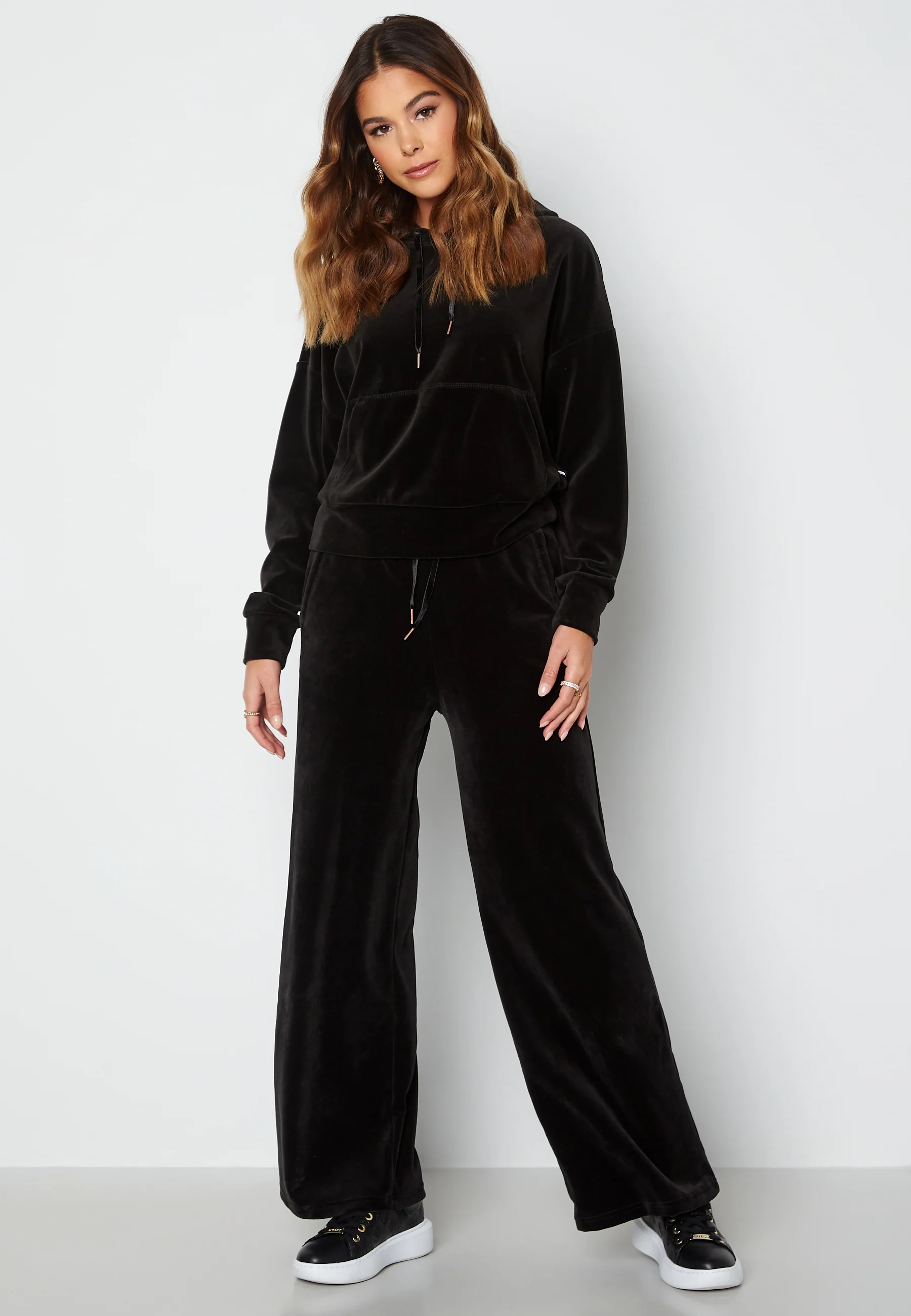 Her Velour Hoodie - Image 4