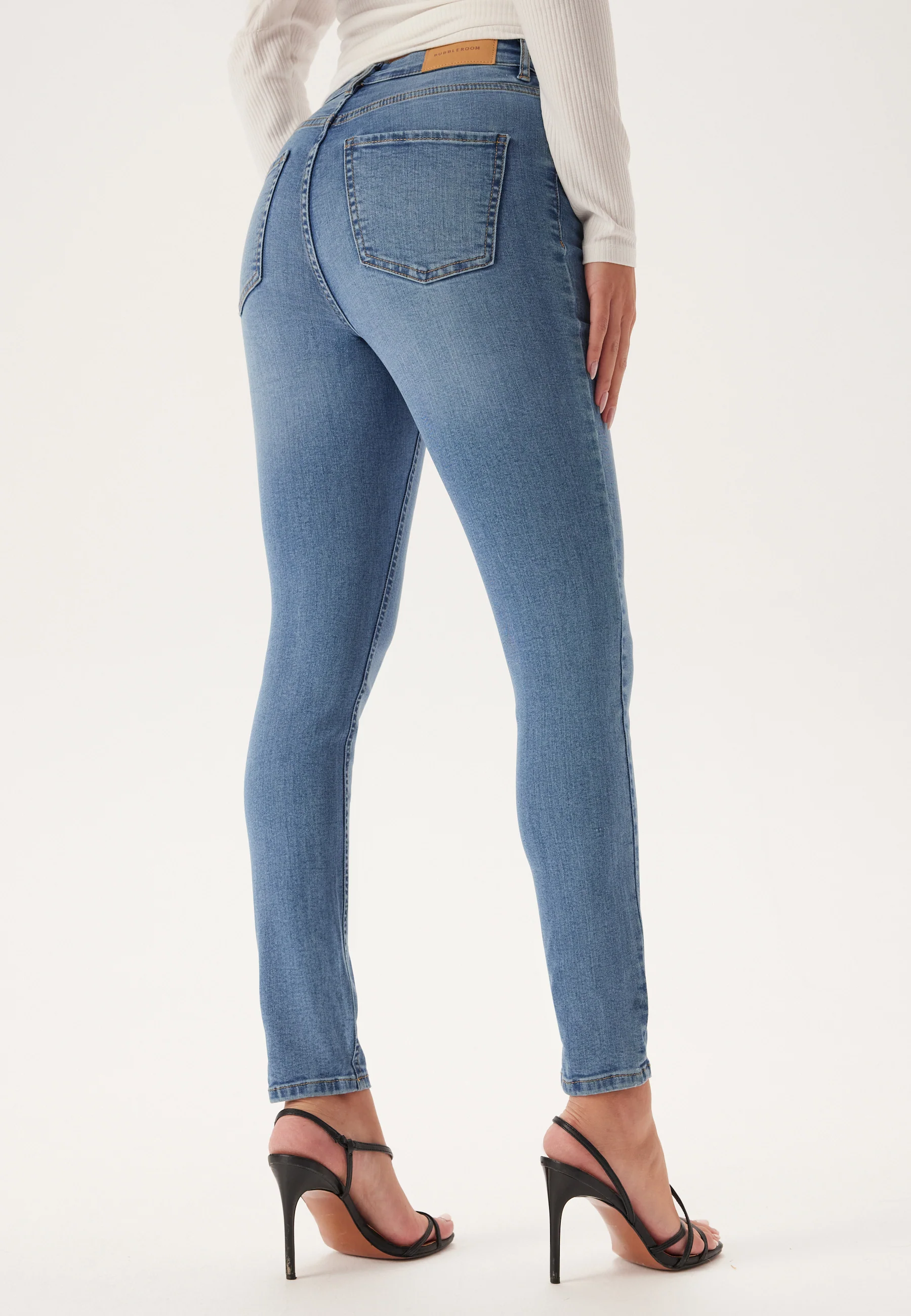 High Ankle Superstretch Jeans - Image 4