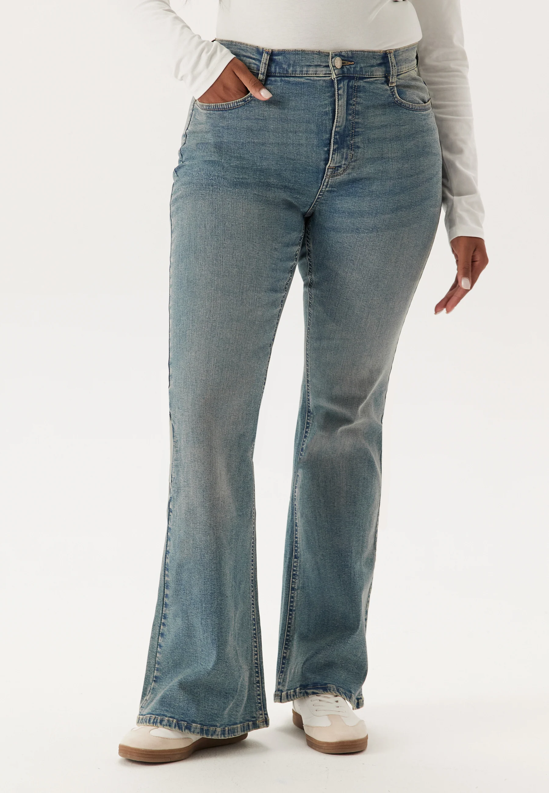 High Flare Superstretch Jeans - Image 9