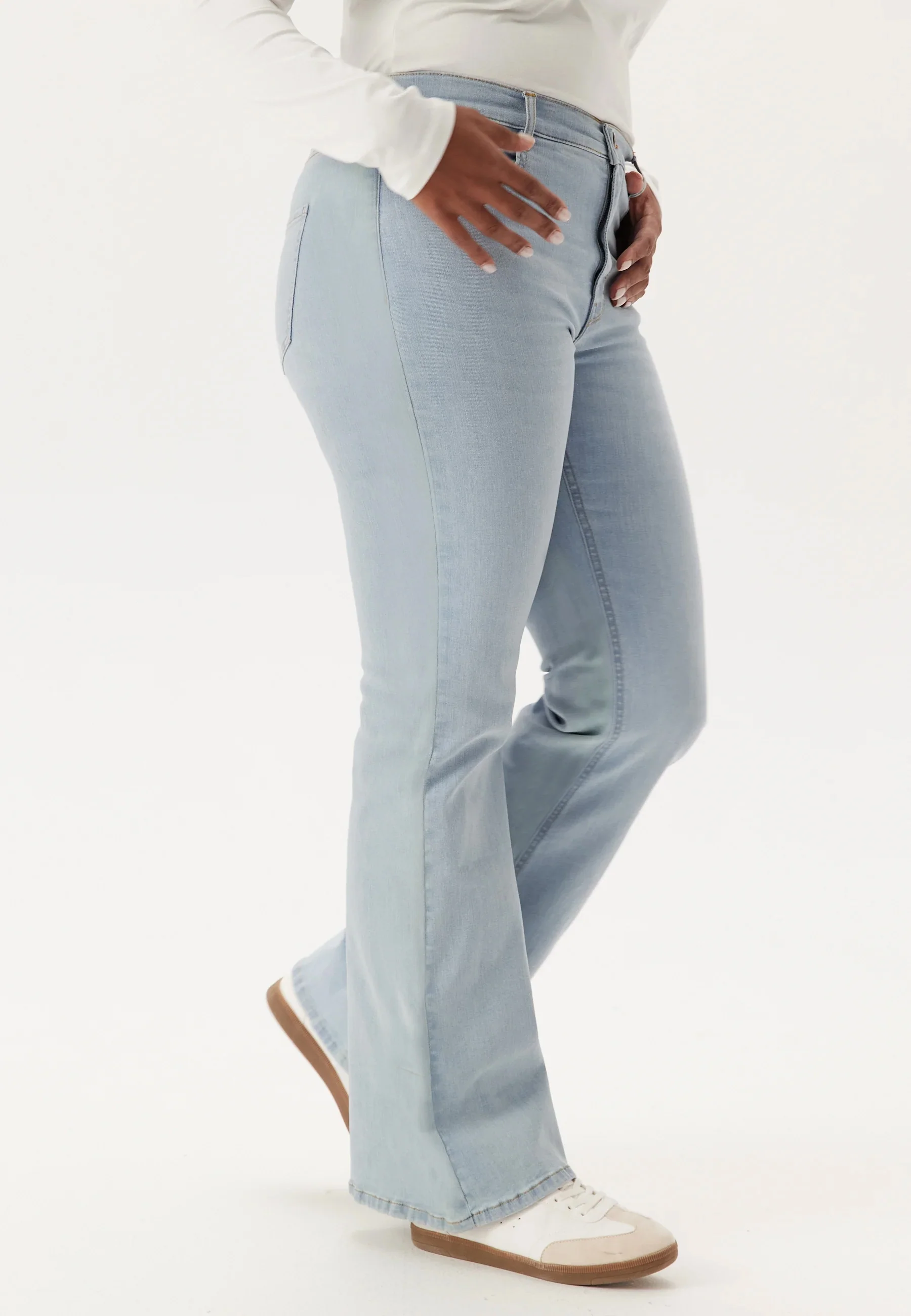 High Flare Superstretch Jeans - Image 8
