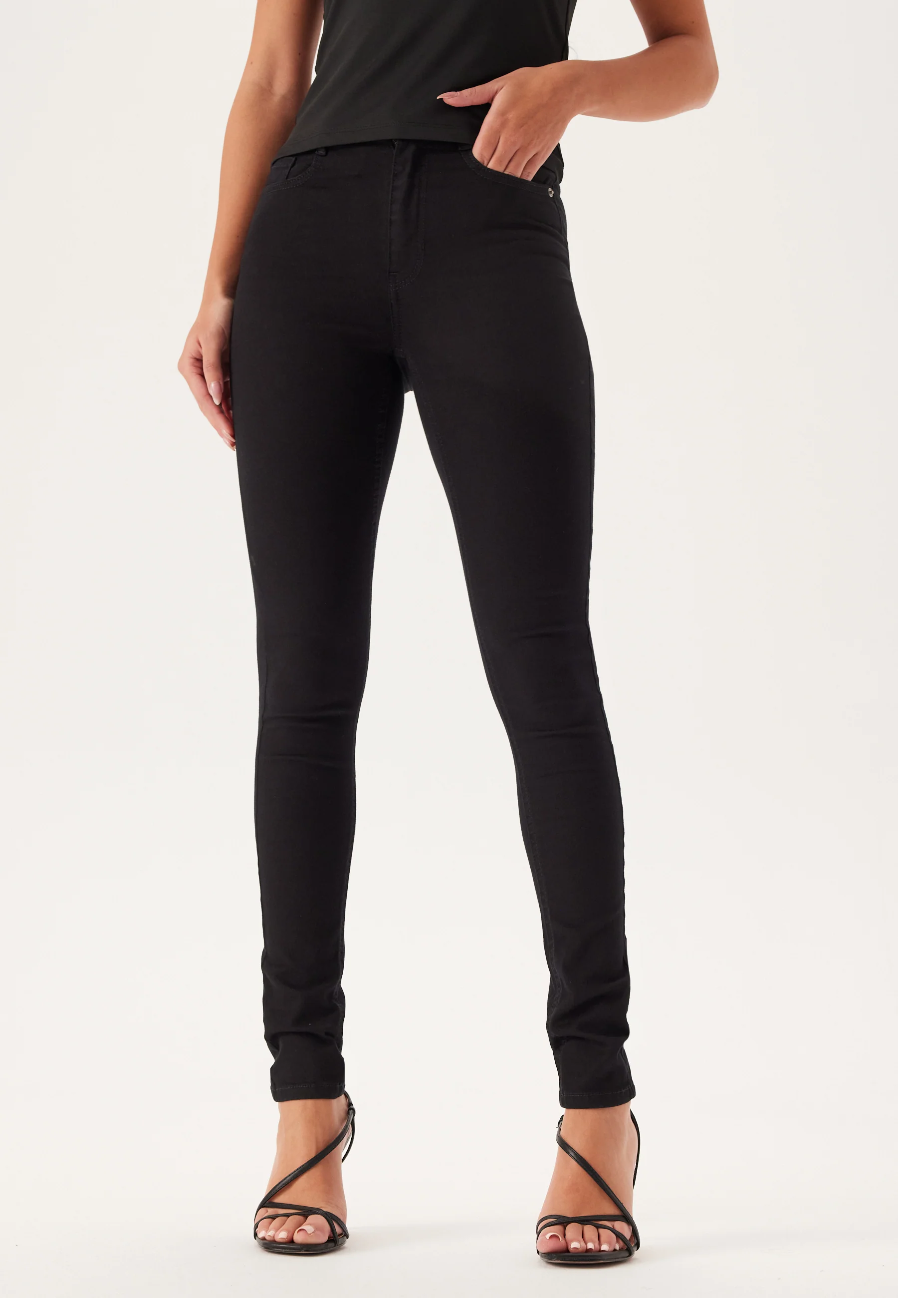High Full length Superstretch Jeans - Image 3