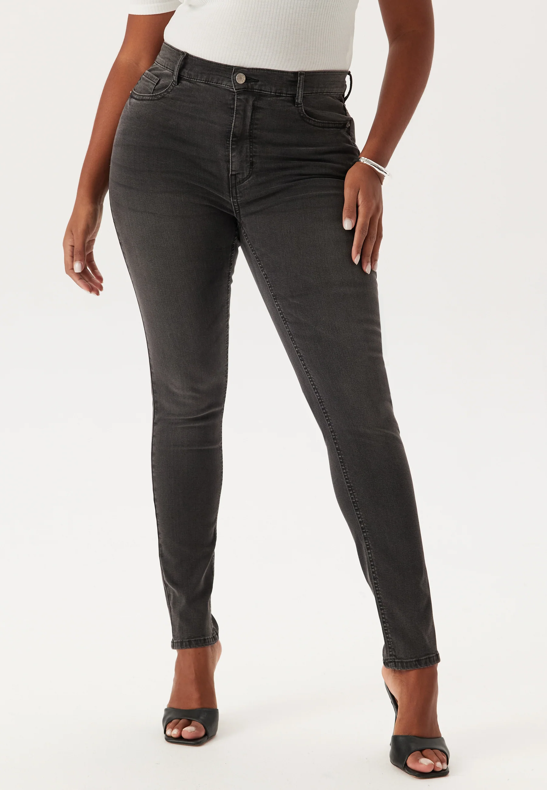 High Full length Superstretch Jeans - Image 7