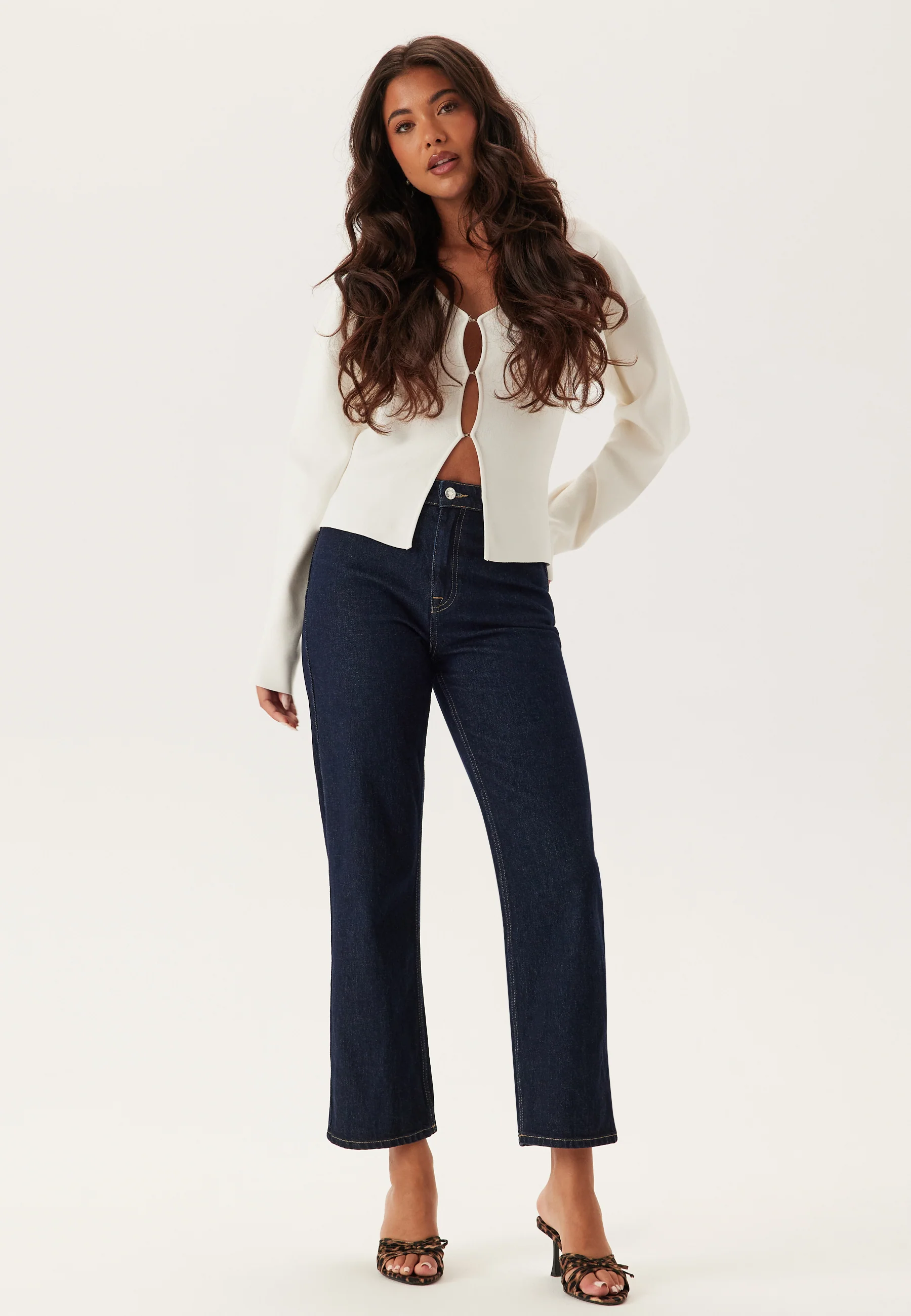 High Straight Ankle Jeans - Image 3