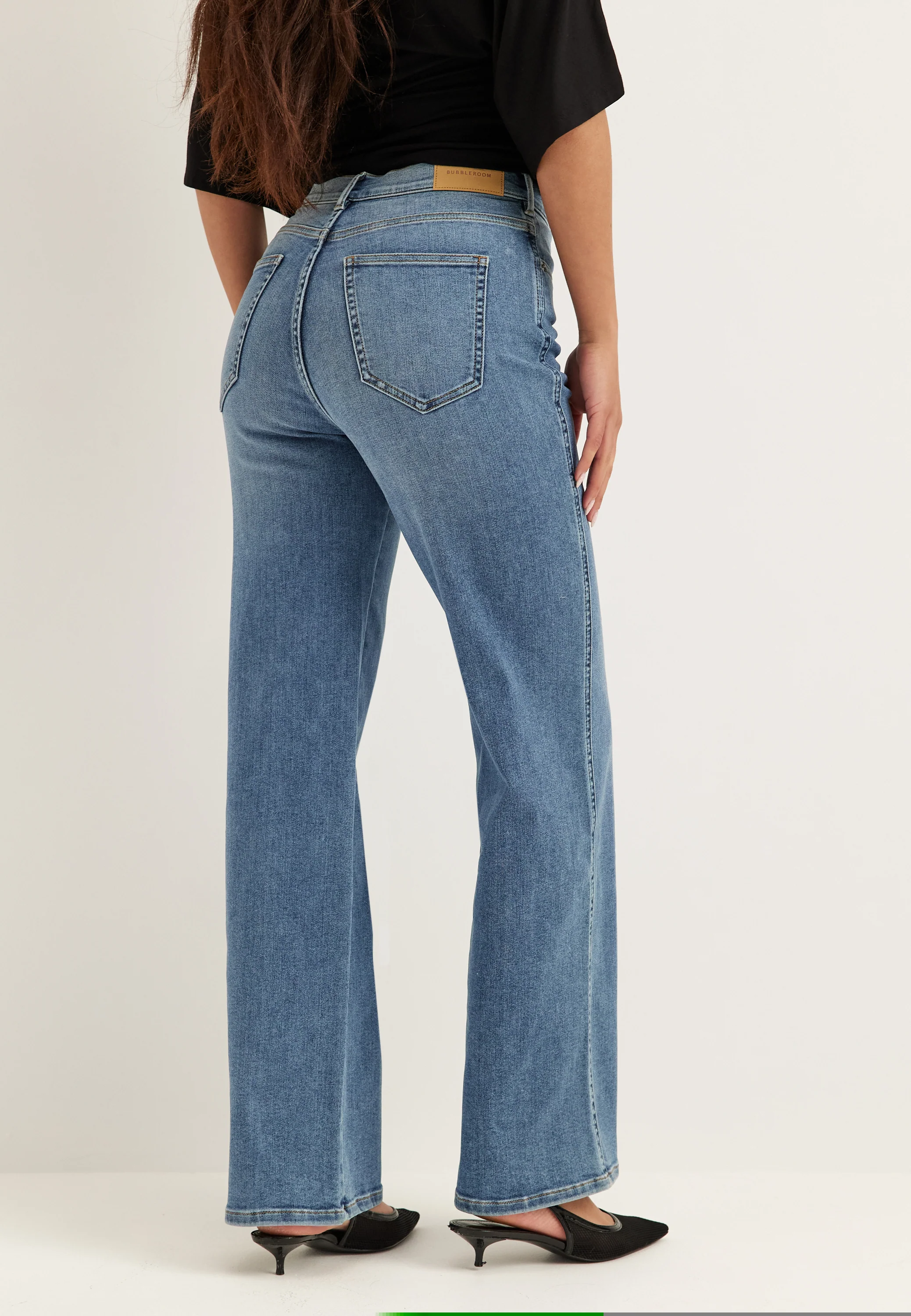 High Straight Leg Jeans - Image 2