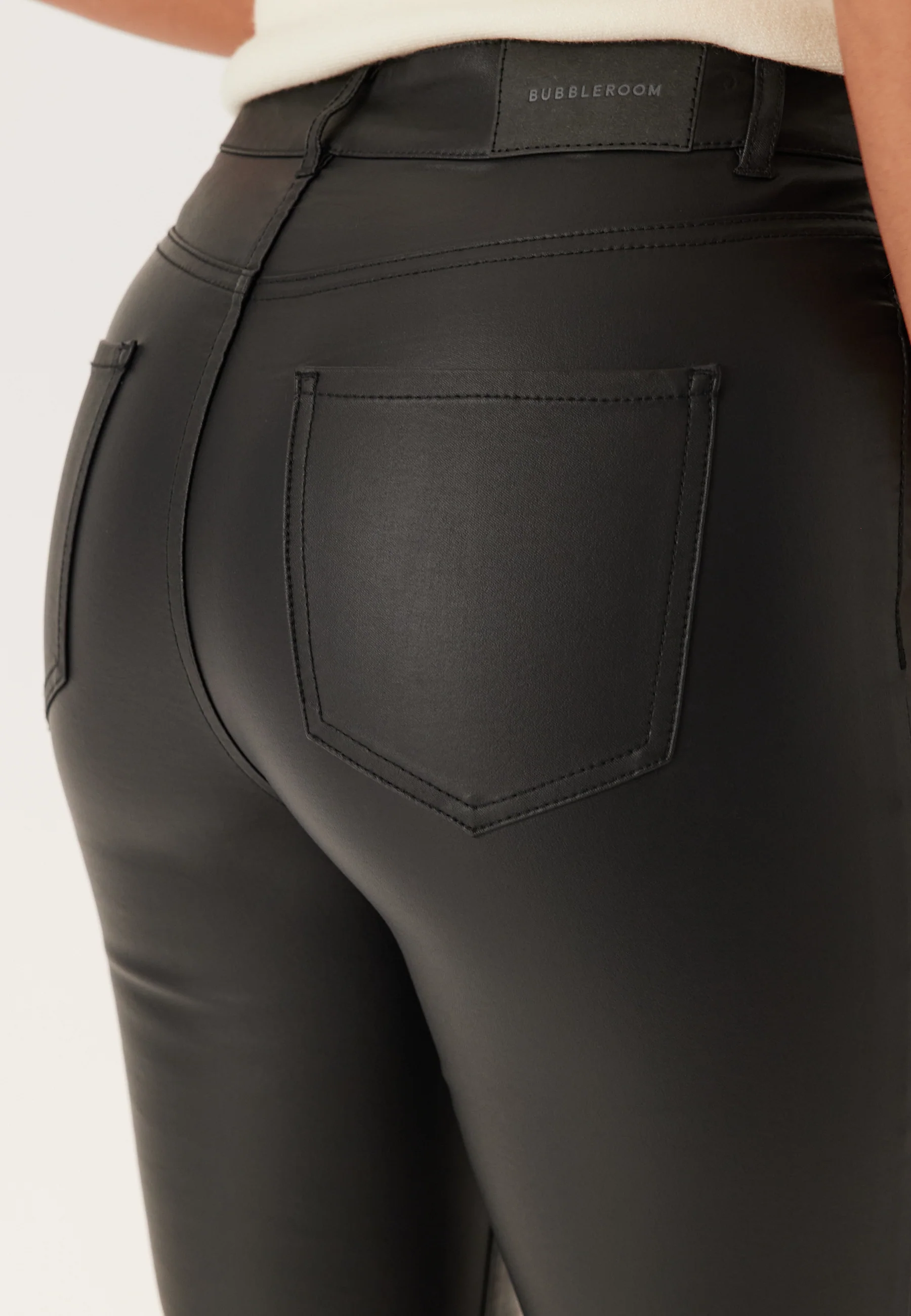 High Waist Coated Flared Jeans - Image 4
