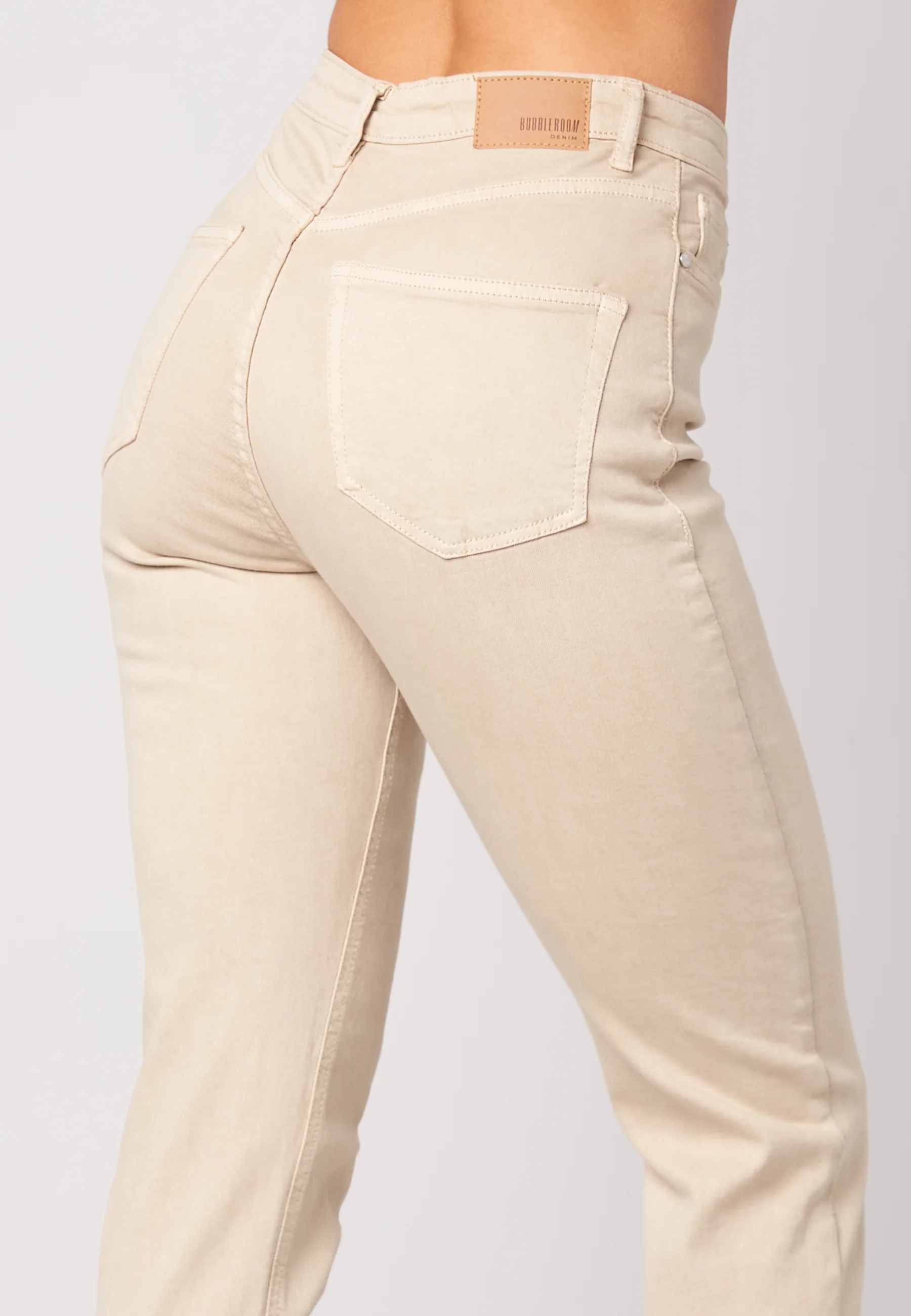 High Waist Jeans - Image 4
