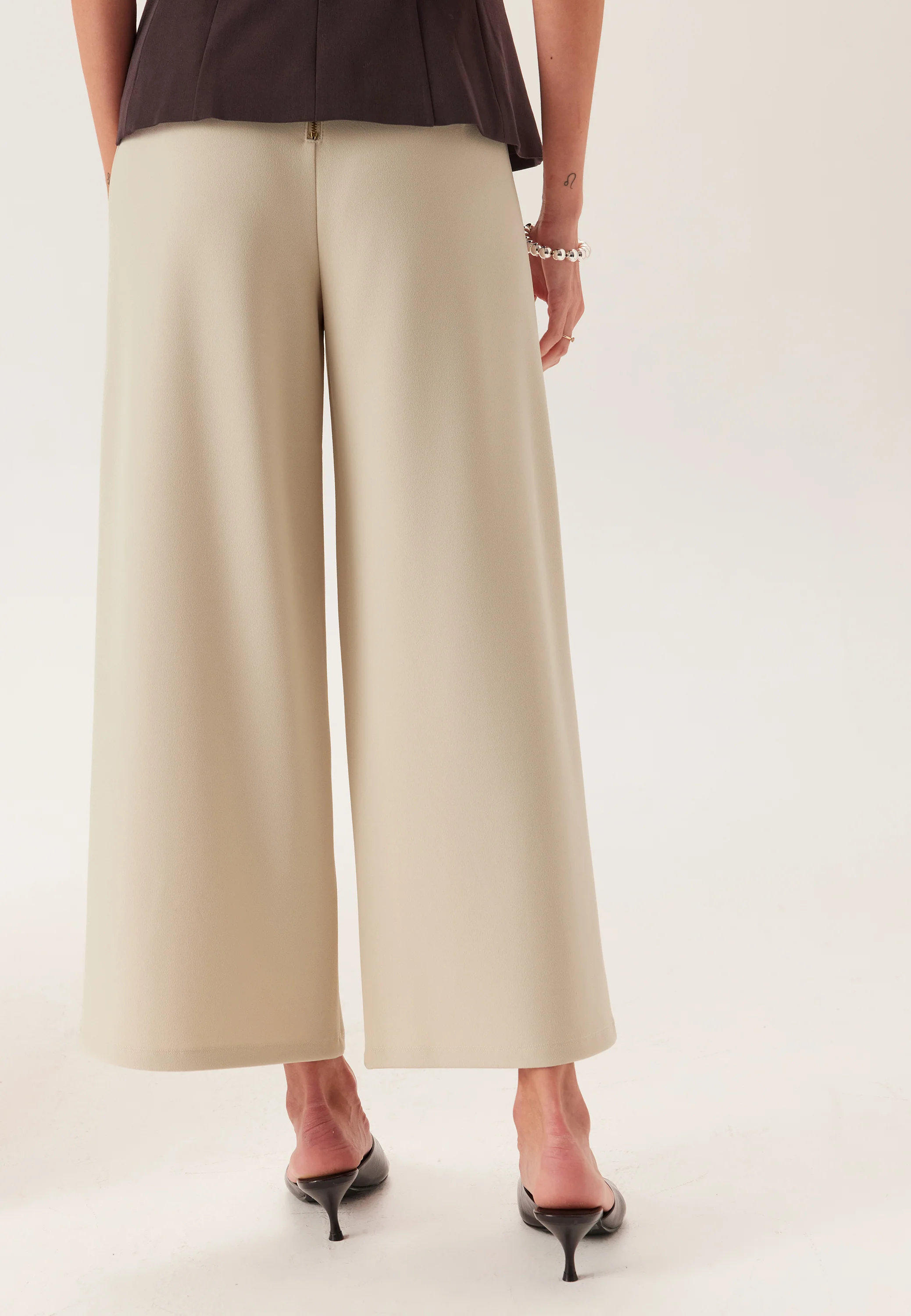 High Wide Cropped Trousers - Image 5