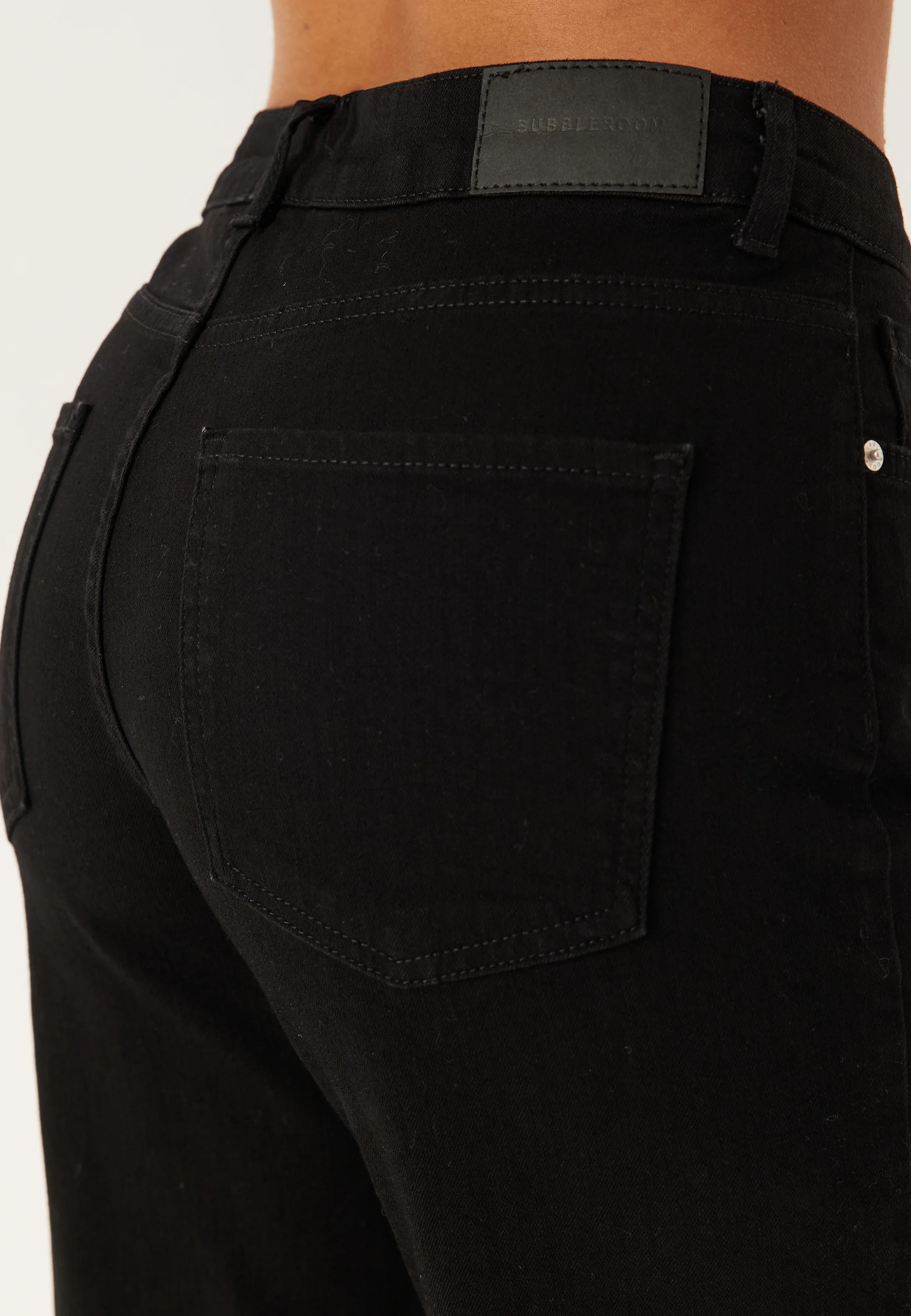High Wide Jeans - Image 7