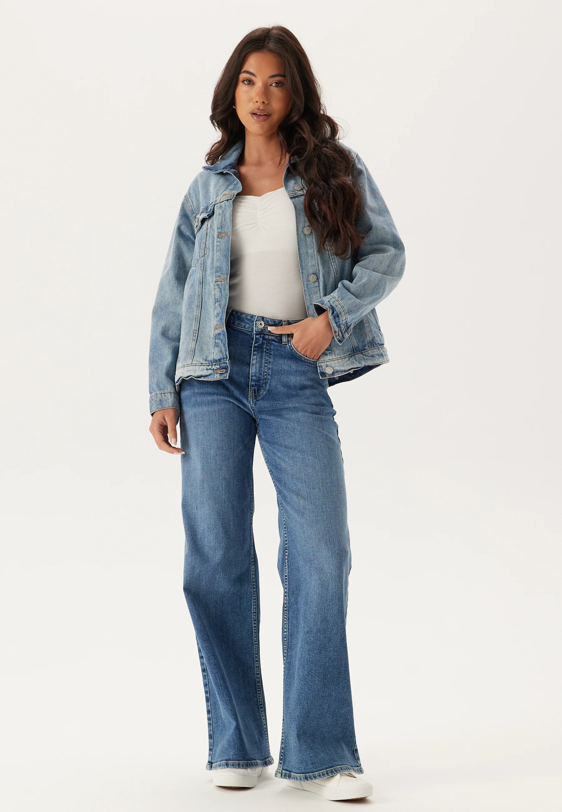 High Wide Jeans - Image 4