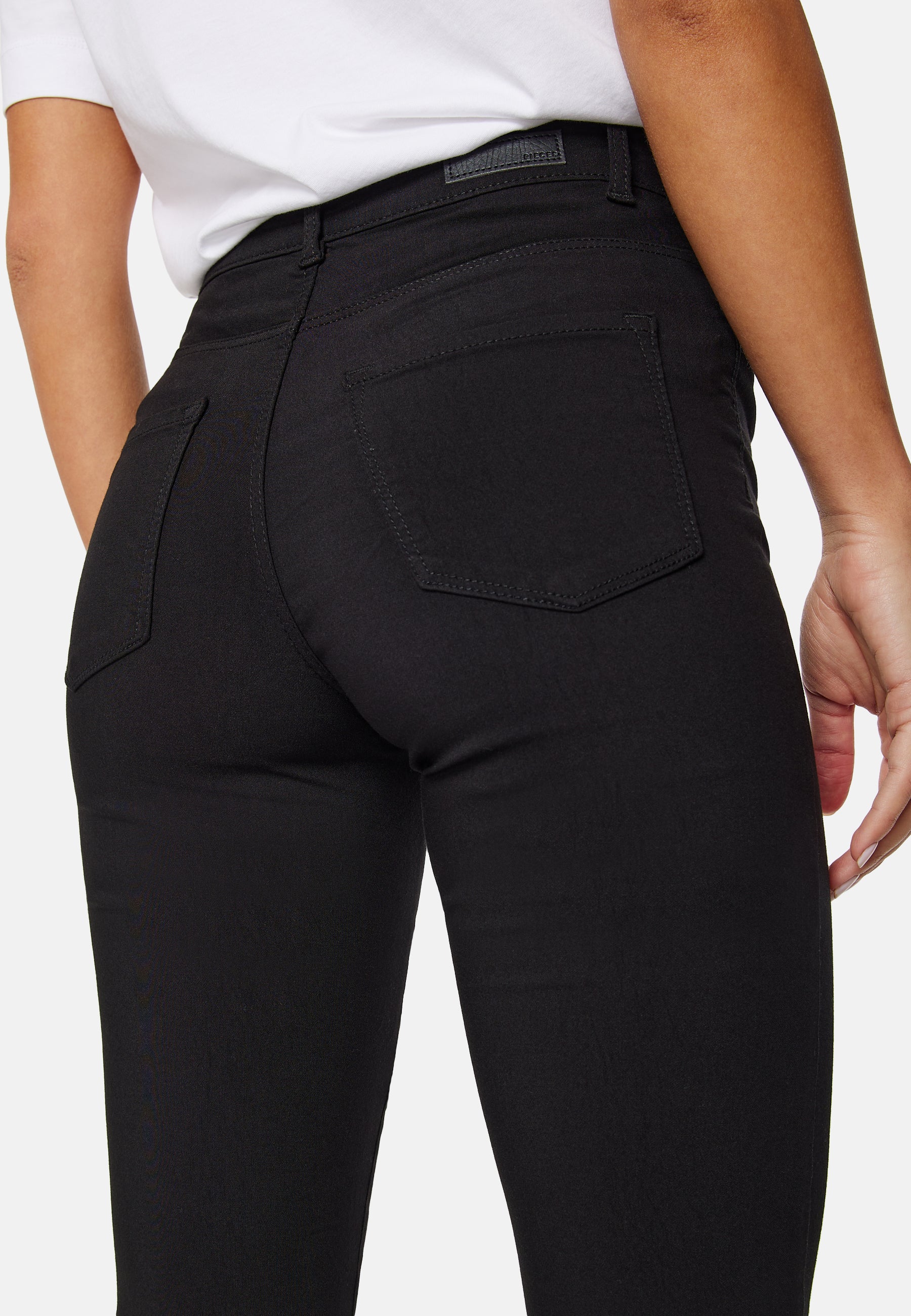 Highskin Flared Pant - Image 4