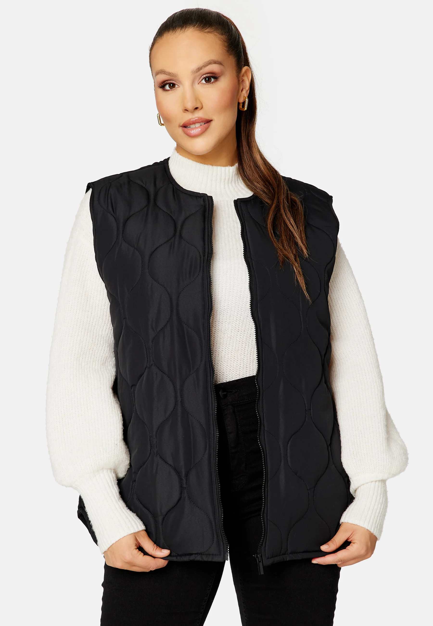 Hilma Quilted Vest - Image 9
